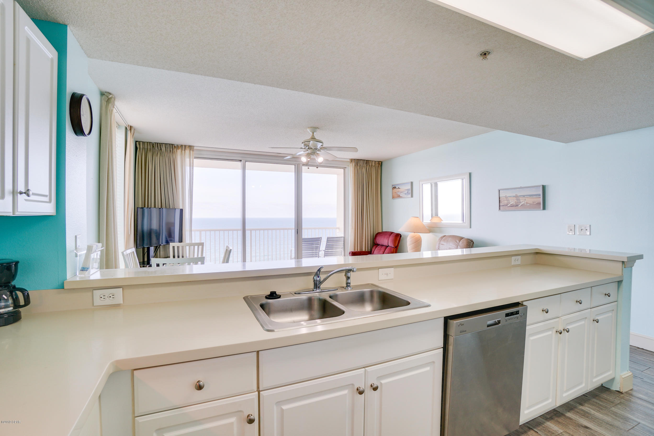 Majestic Beach Tower I - Residential