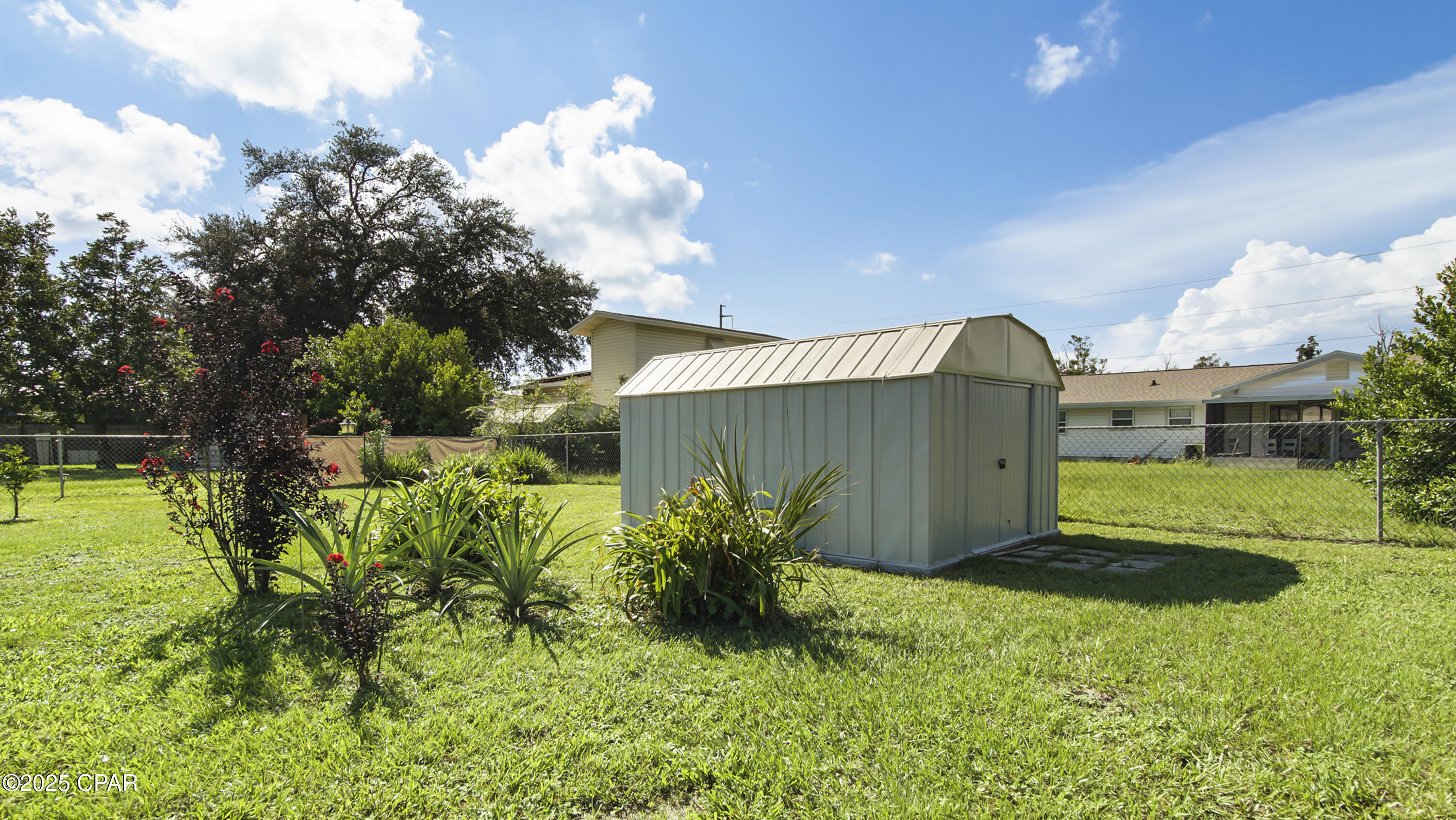 Hentz 1st Add Unit A - Residential