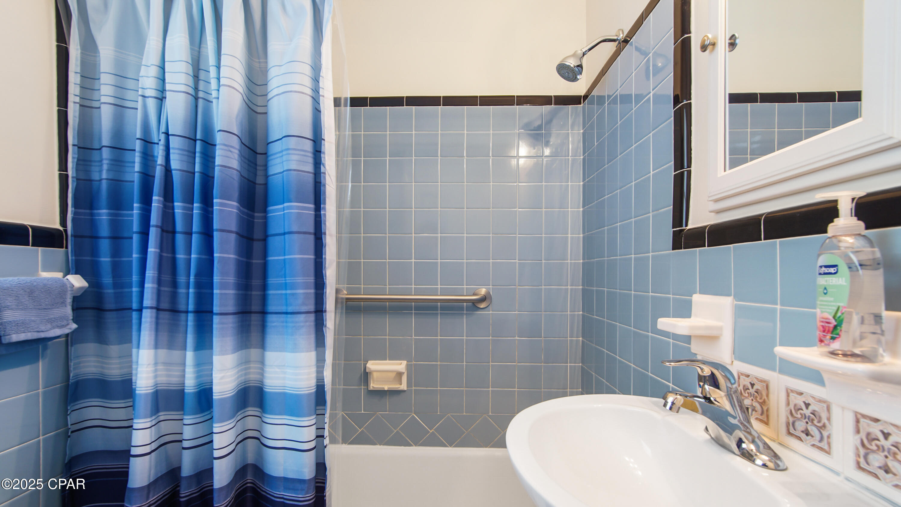 Hentz 1st Add Unit A - Residential