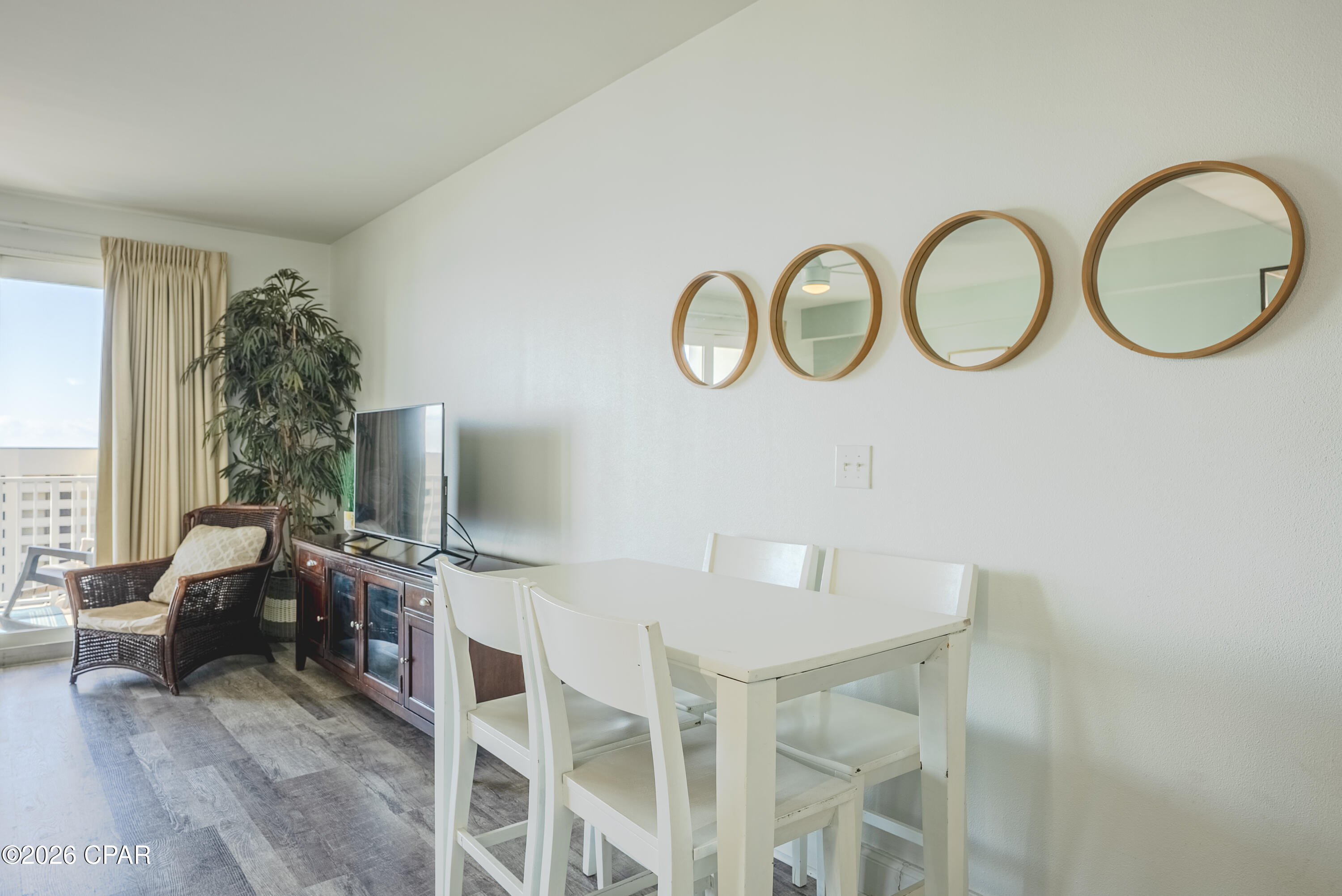 Laketown Wharf - Residential