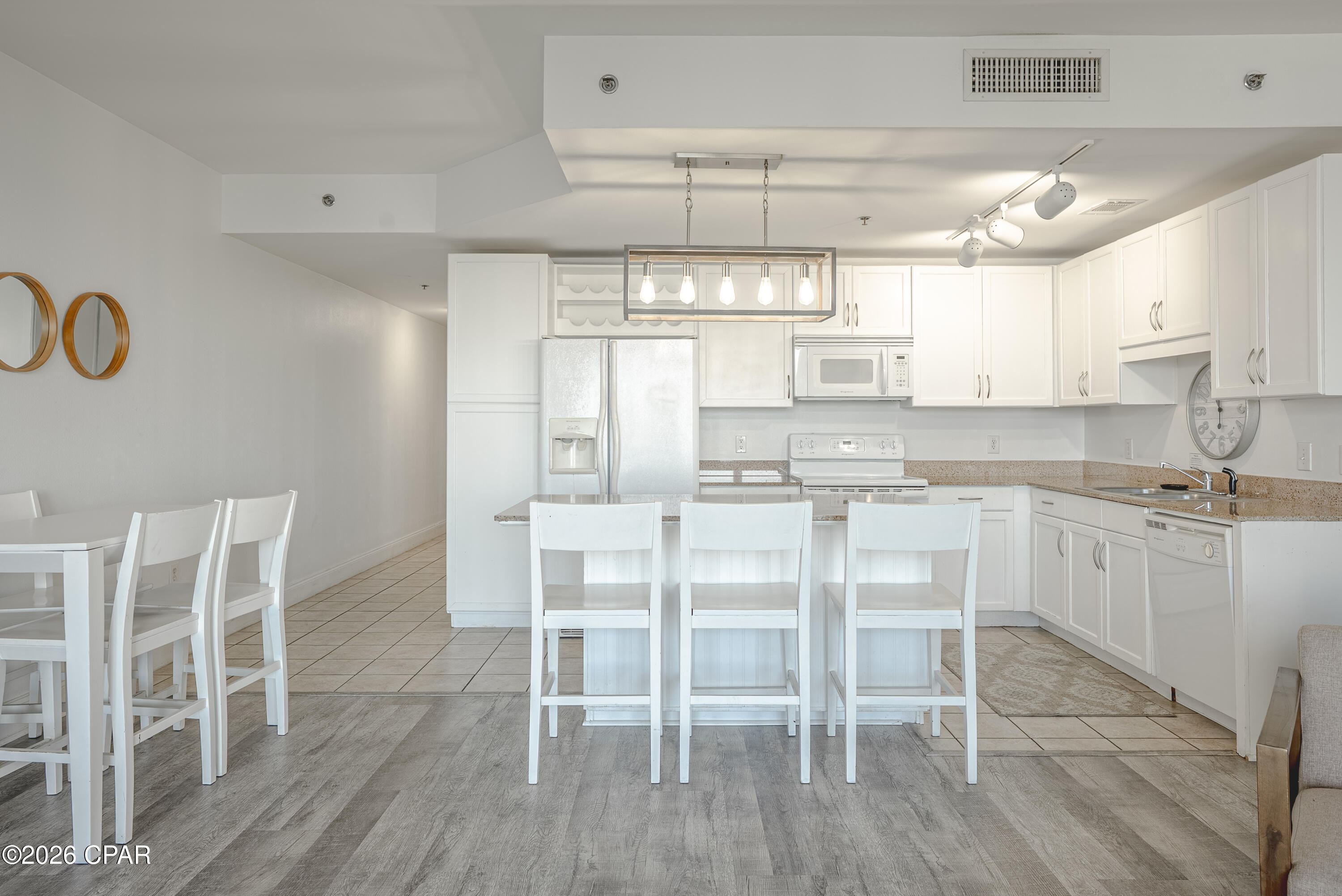 Laketown Wharf - Residential