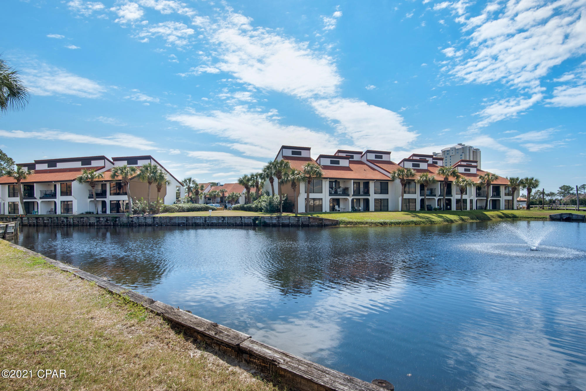 Edgewater Golf Villas V-C - Residential