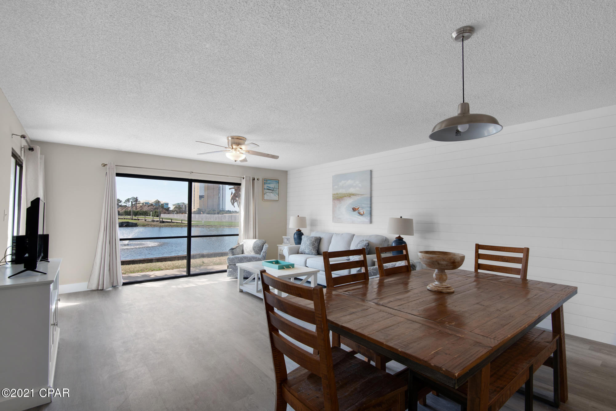 Edgewater Golf Villas V-C - Residential