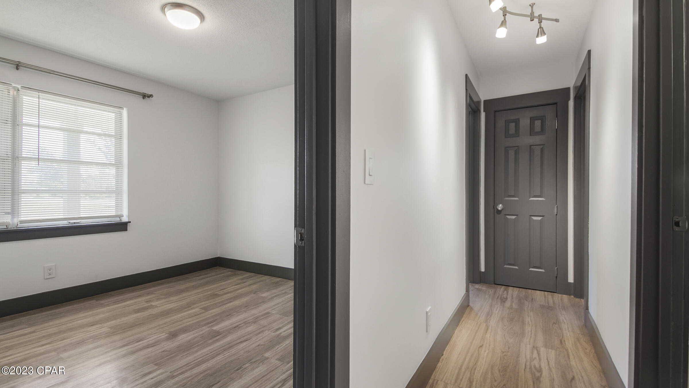 Hentz 1st Add Unit B - Residential