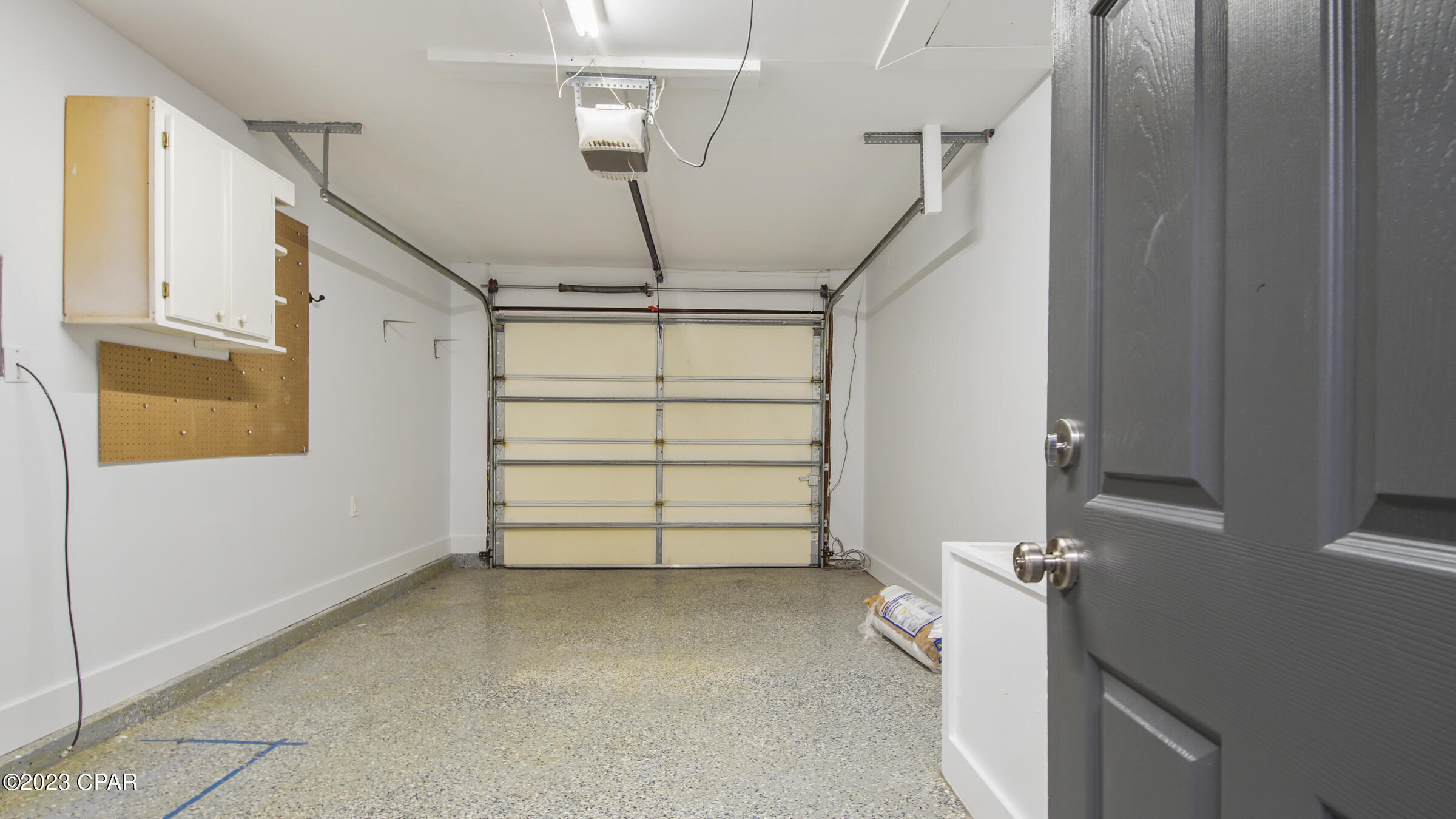 Hentz 1st Add Unit B - Residential