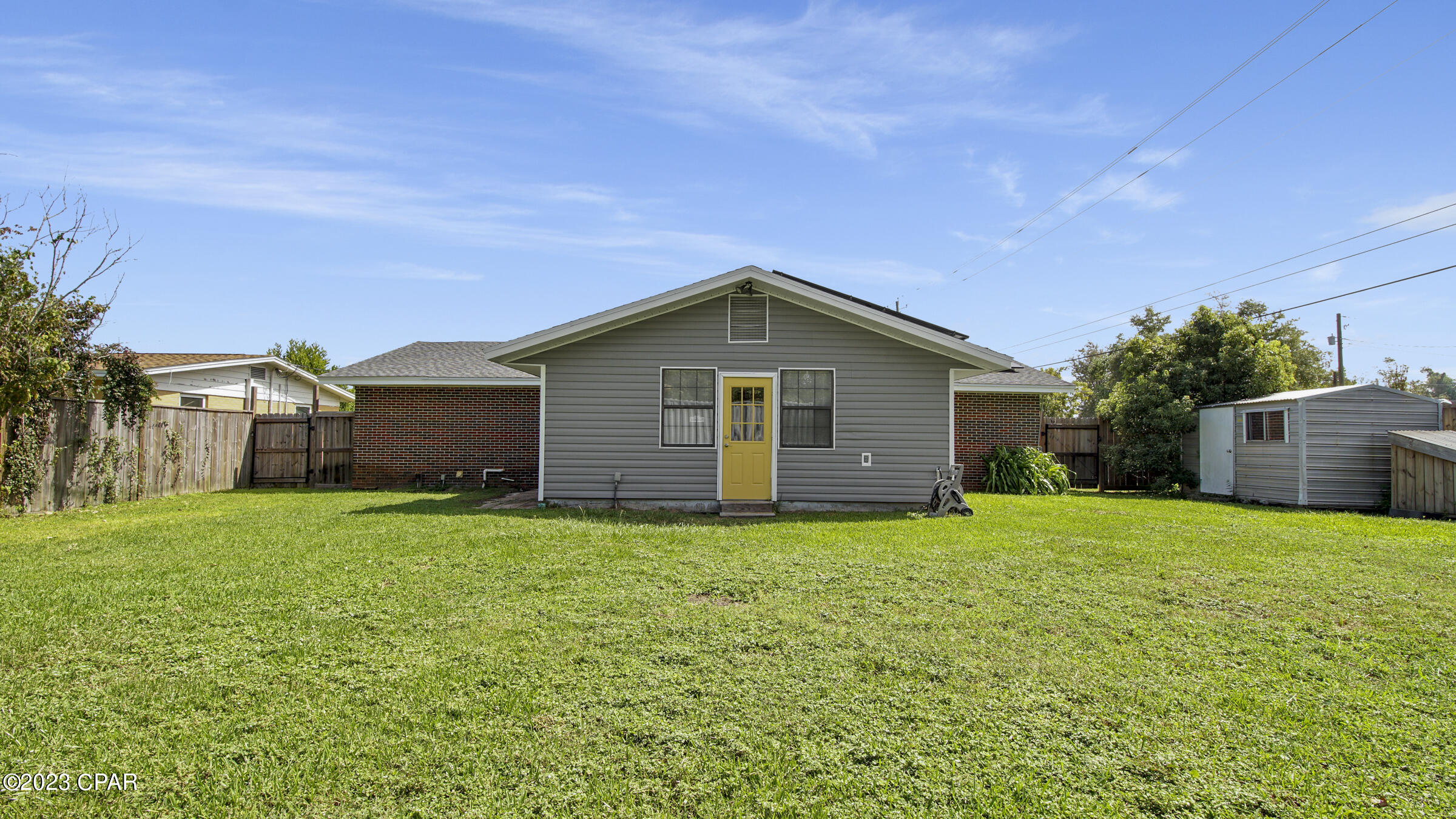 Hentz 1st Add Unit B - Residential