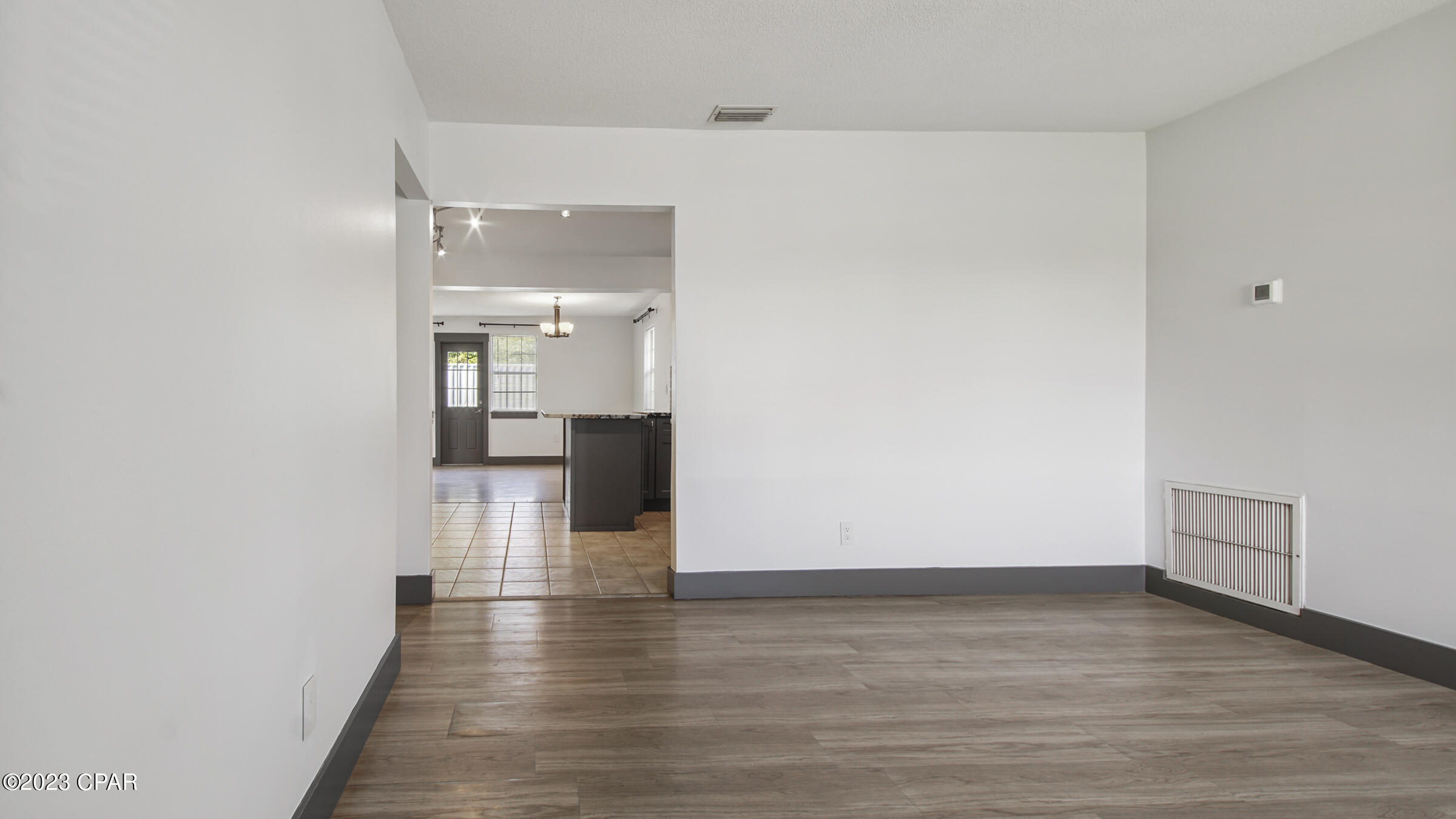 Hentz 1st Add Unit B - Residential