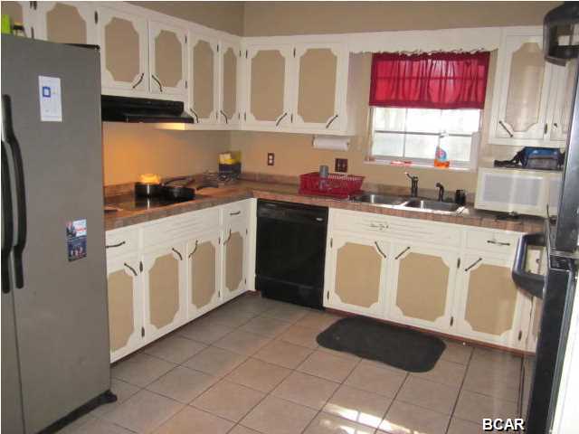 Lannie Rowe Lake Estates U-7 - Residential Lease