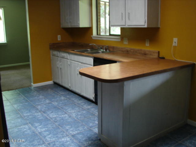 Venetian Villa 1st Add Replat - Residential Lease