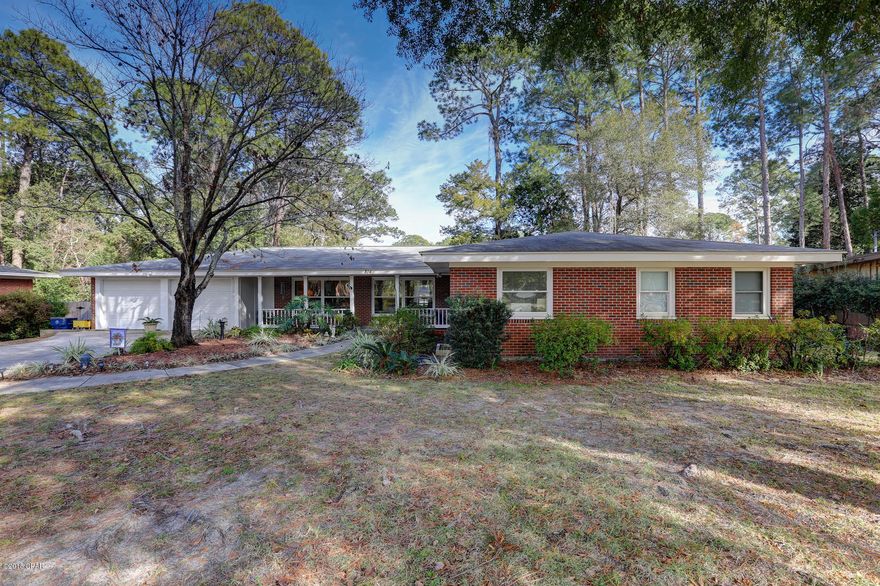 PANAMA CITY 4 BED/2.5 BATHS-Garden Club area home recently updated with both new and original hardwood floors  throughout the entire home, remodeled in and out, new paint, updated lighting fixtures and ceiling fans, crown molding added, built-in cabinetry, new kitchen appliances,double oven with microwave, custom white cabinets and spectacular marble grain counter tops, along with an open and connected family room makes this home perfect for entertaining and owners have added a new 2 car garage. The Garden Club's Dog Park and a Walking Trail is nearby and the Bay is just 1.5 blocks away for those spectacular sunset views.