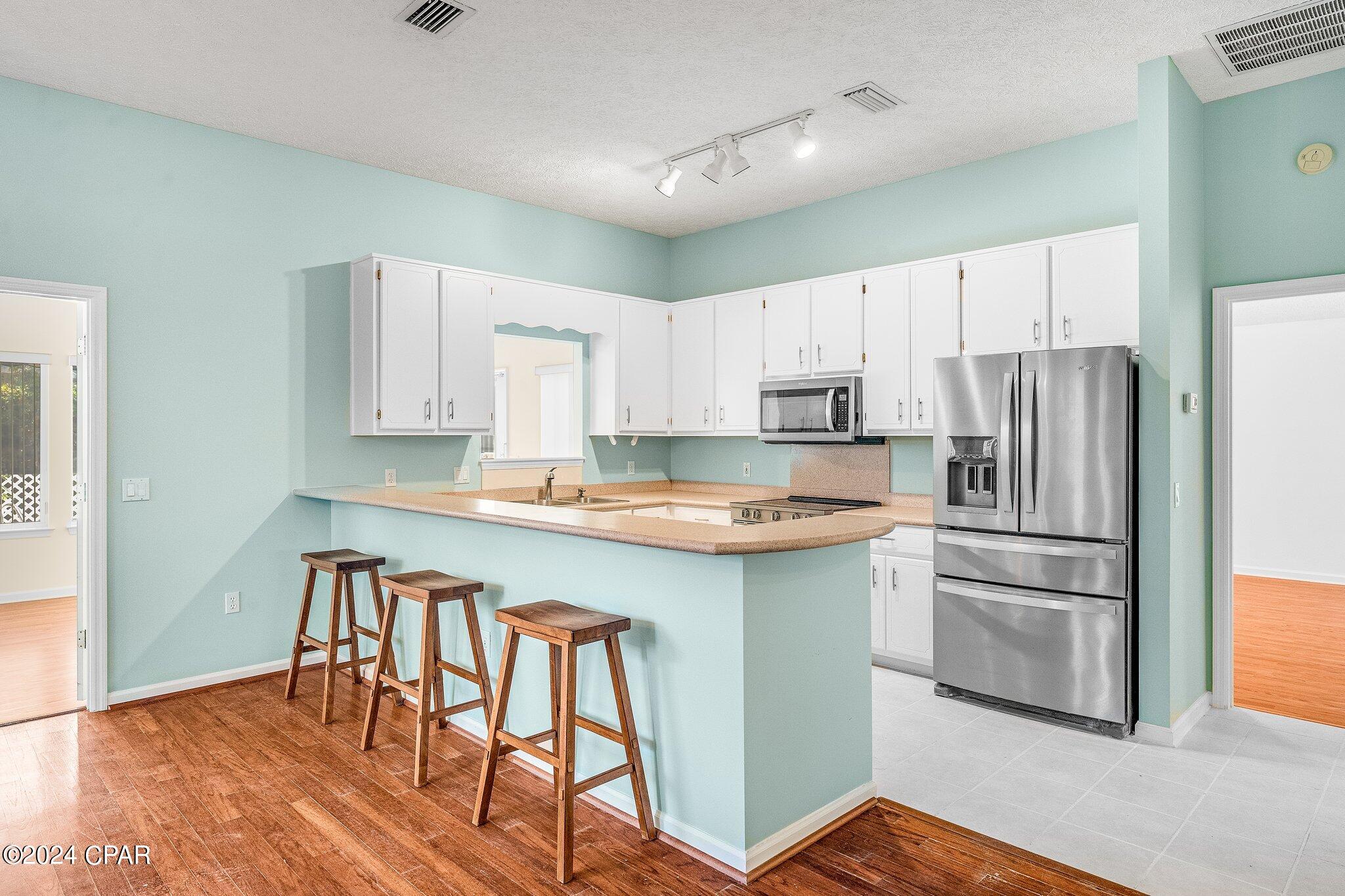 Colony Club - Residential