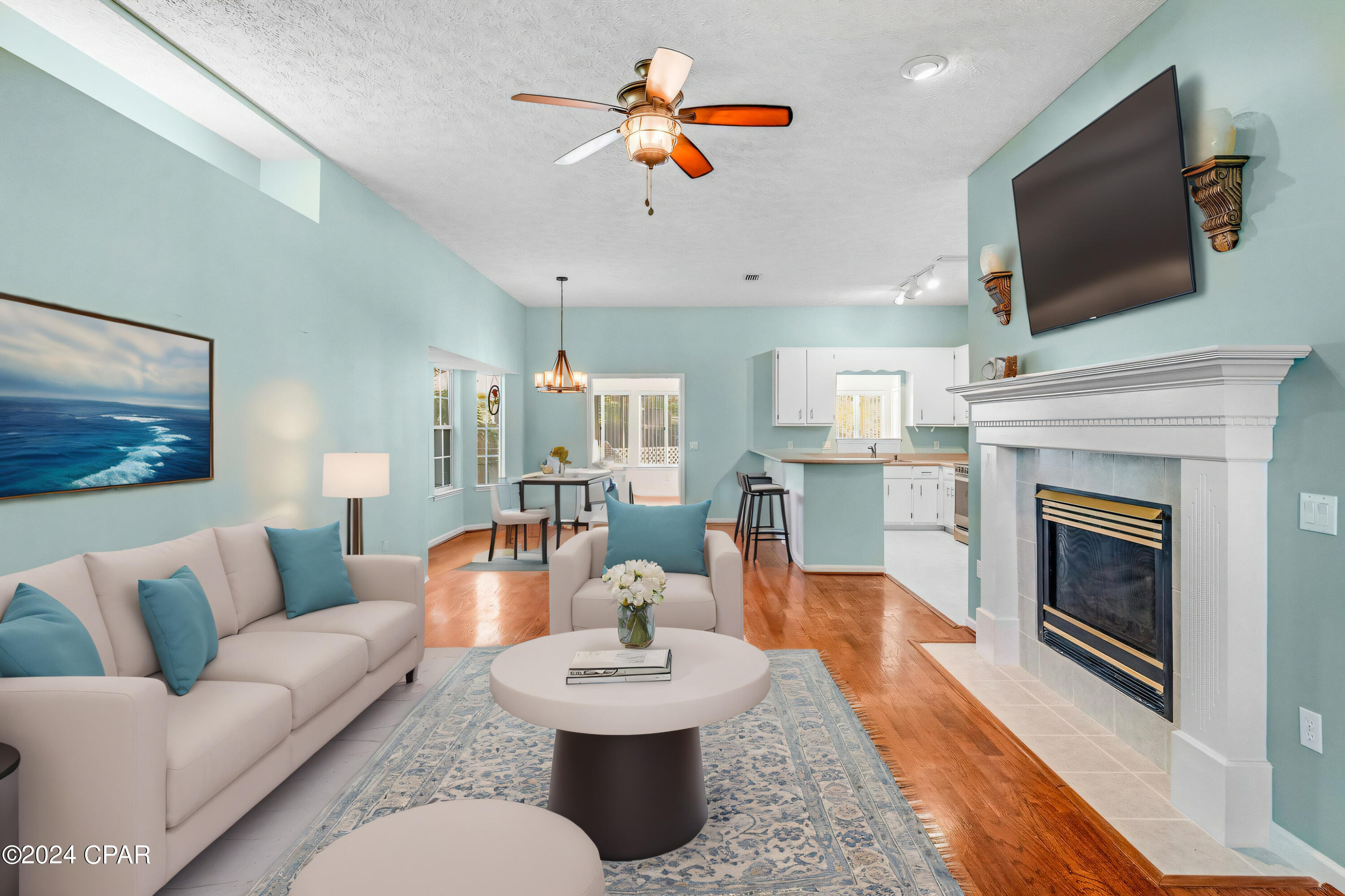 Colony Club - Residential