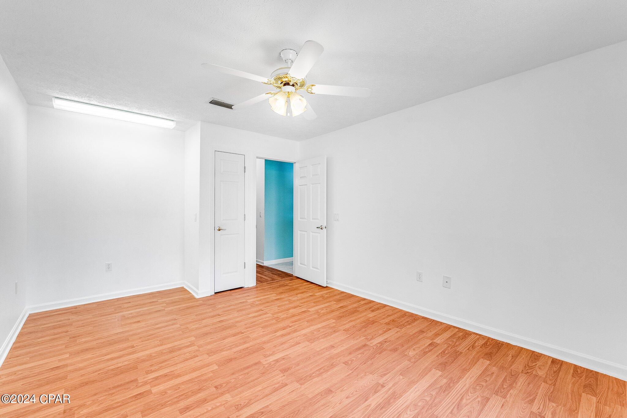 Colony Club - Residential