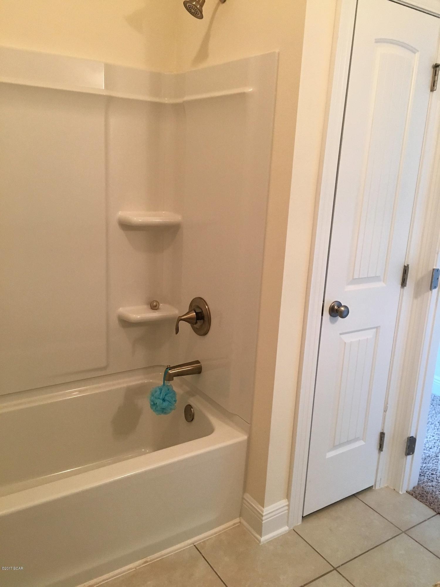 Village Of Mill Bayou/Shoreline Village Ph 1A - Residential