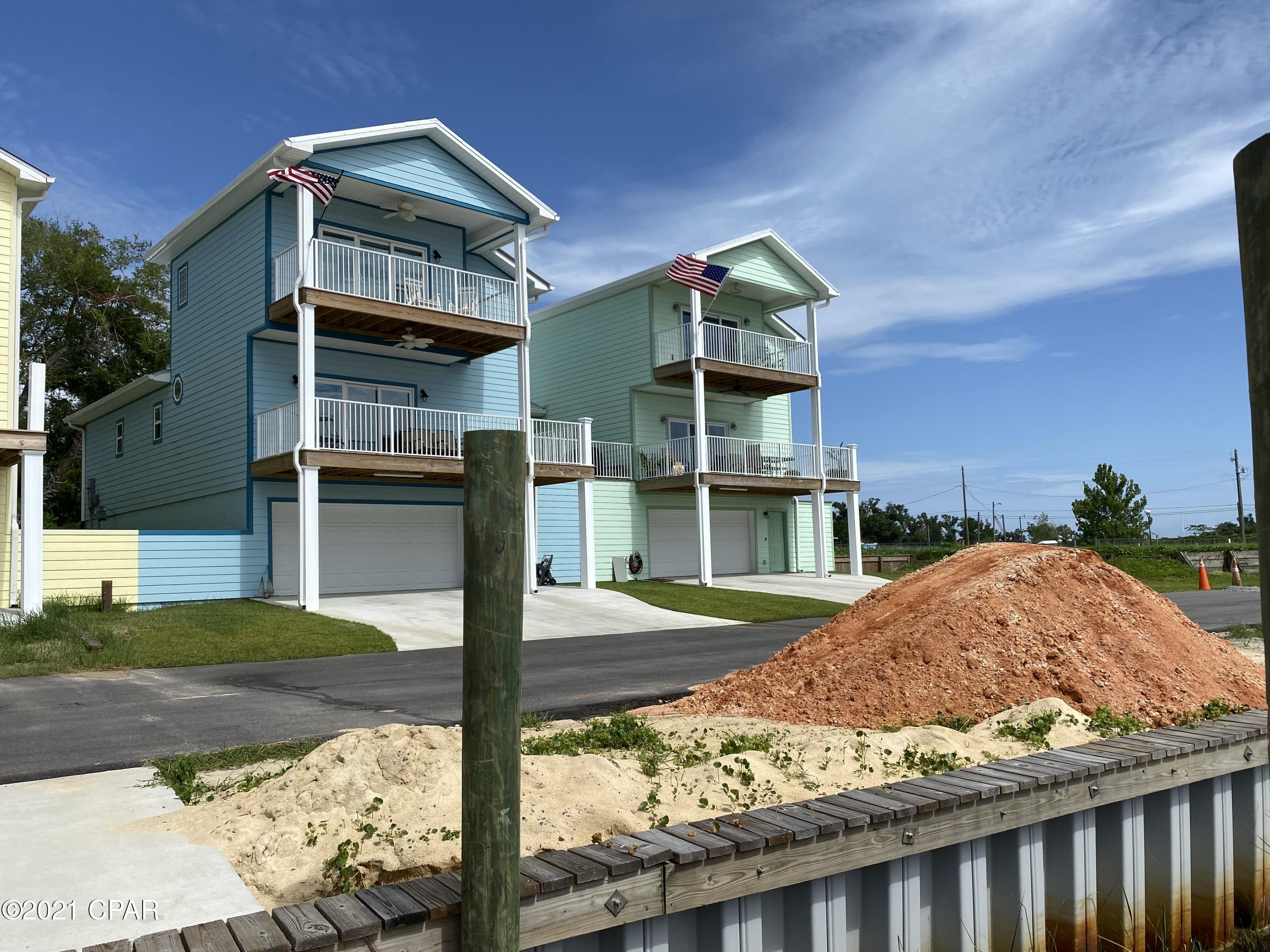 [No Recorded Subdiv] - Residential