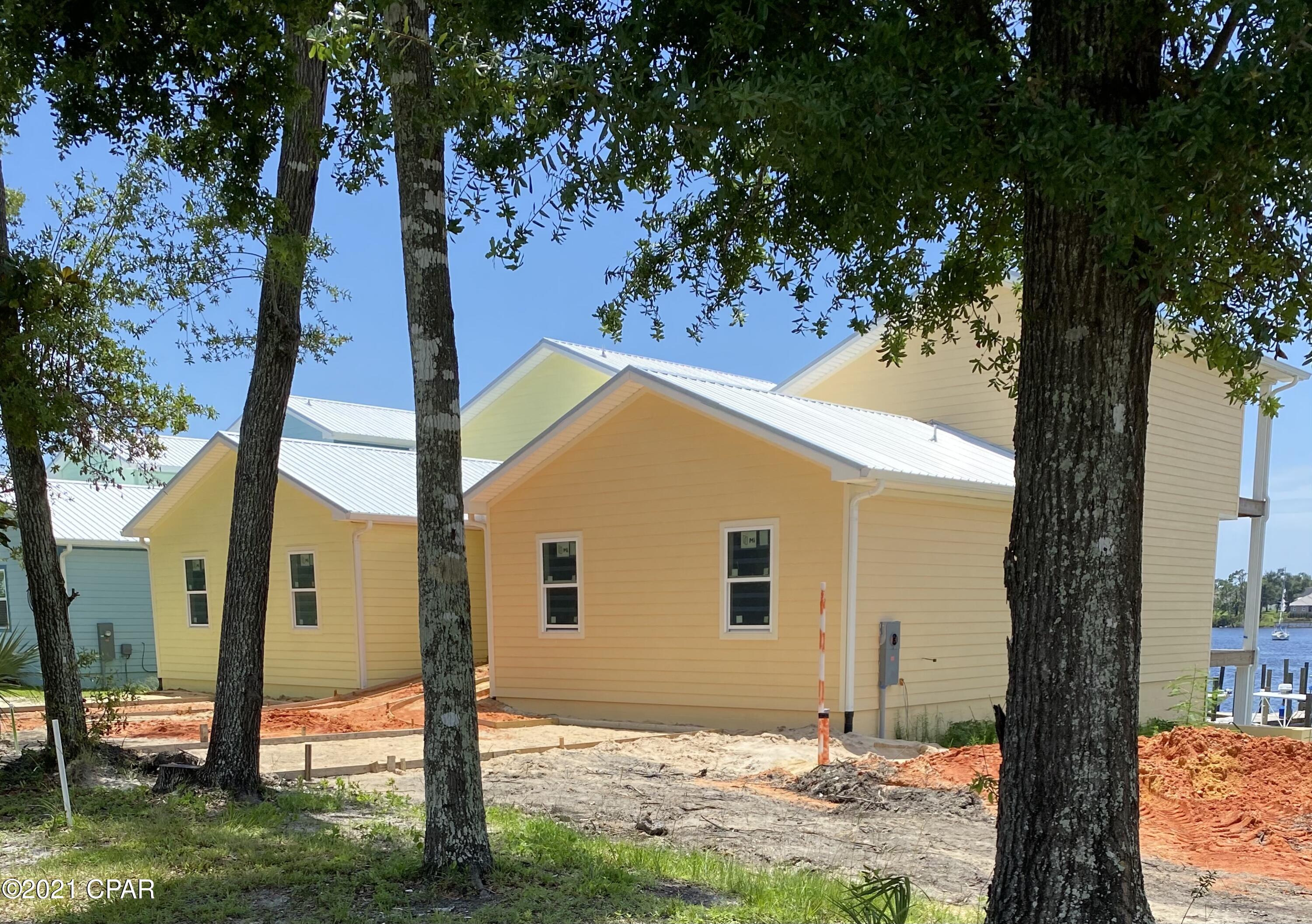 [No Recorded Subdiv] - Residential