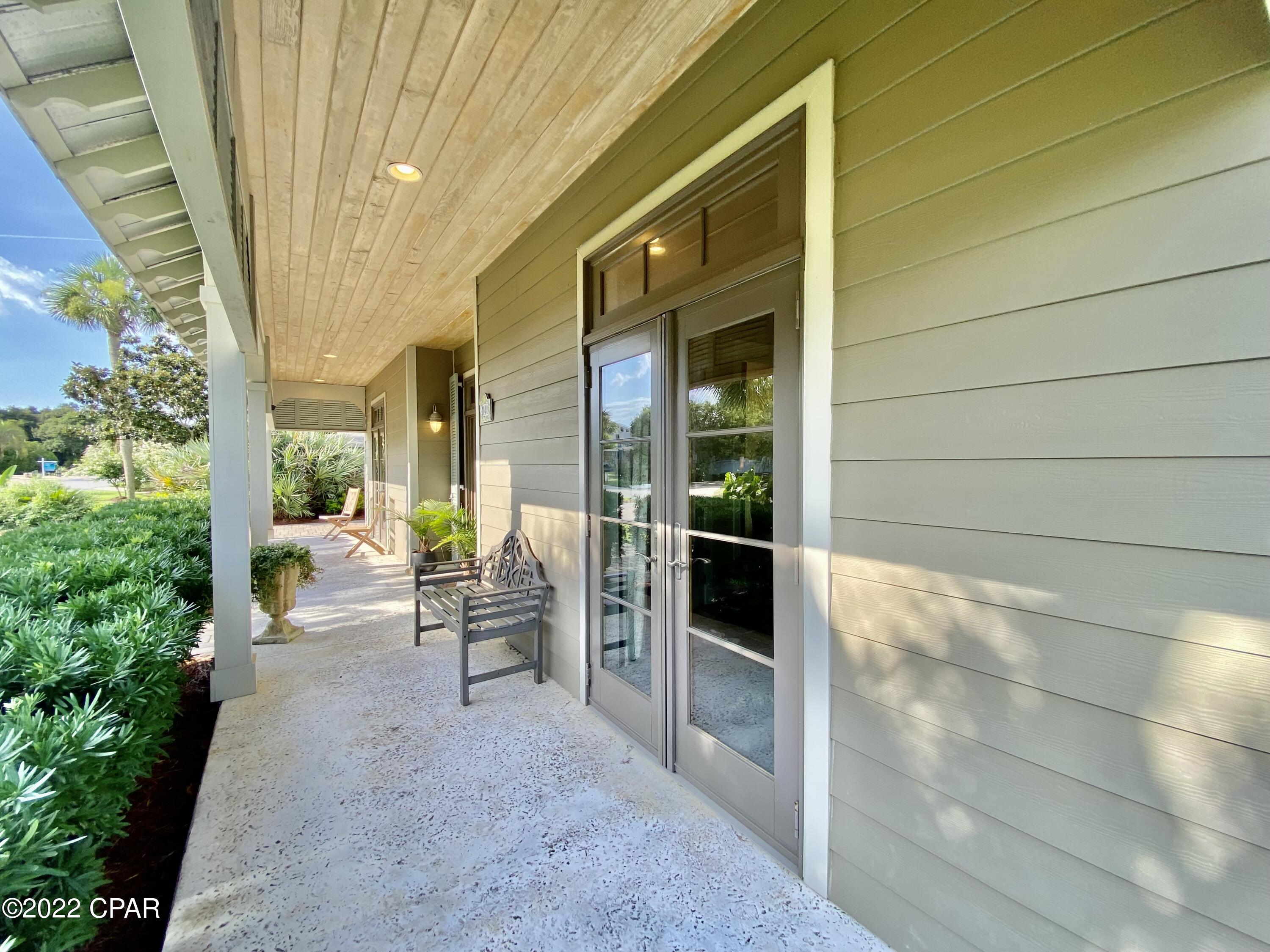 Santa Monica Beach - Residential