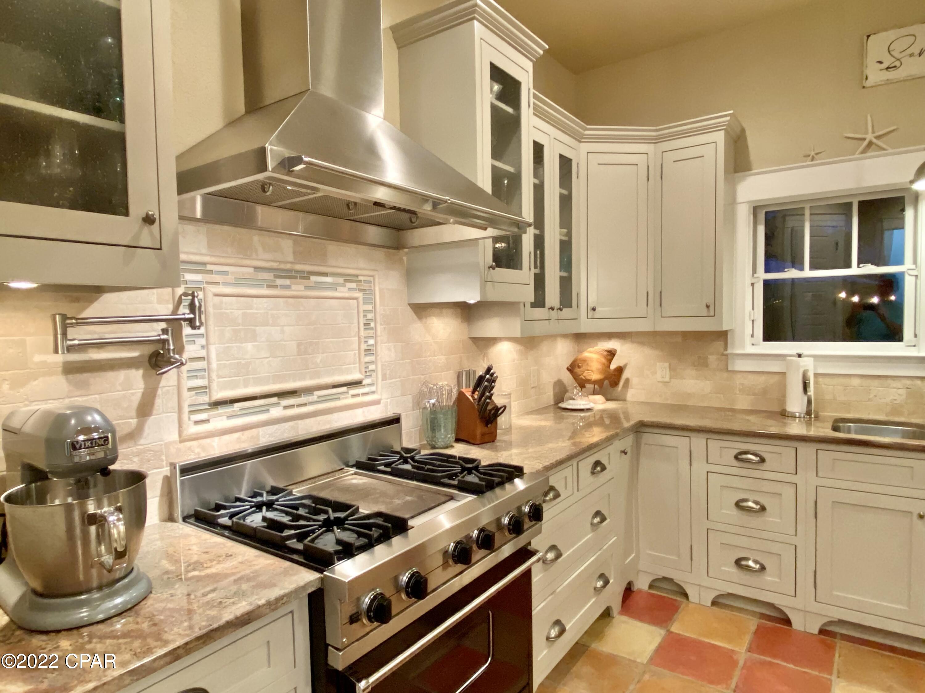 Santa Monica Beach - Residential