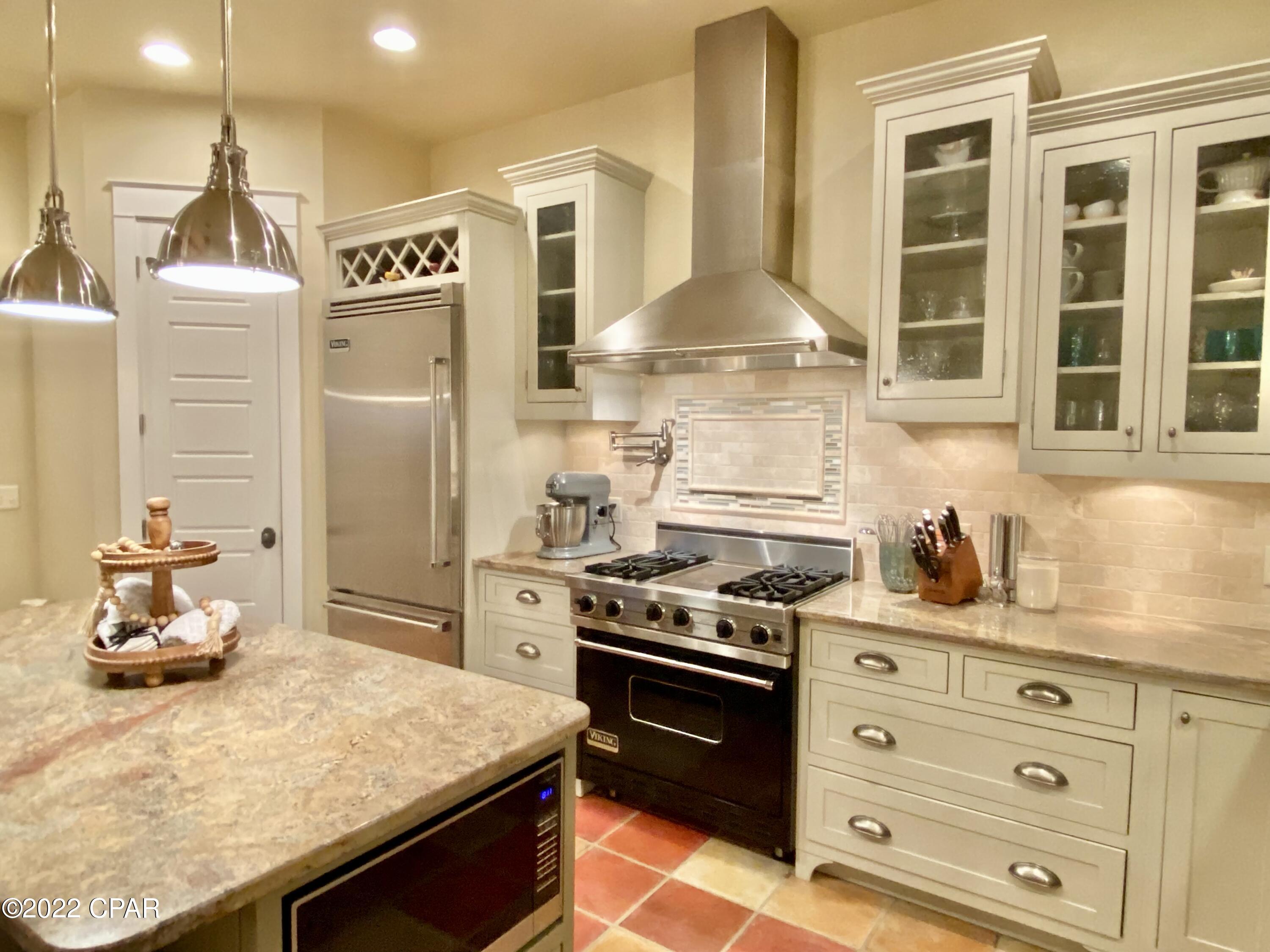 Santa Monica Beach - Residential