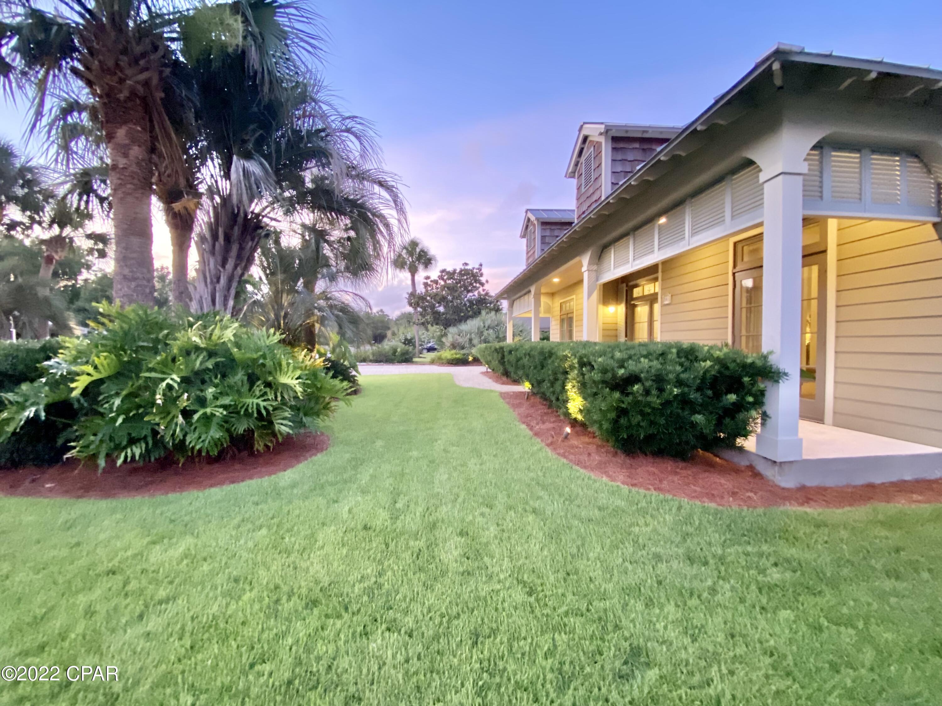 Santa Monica Beach - Residential