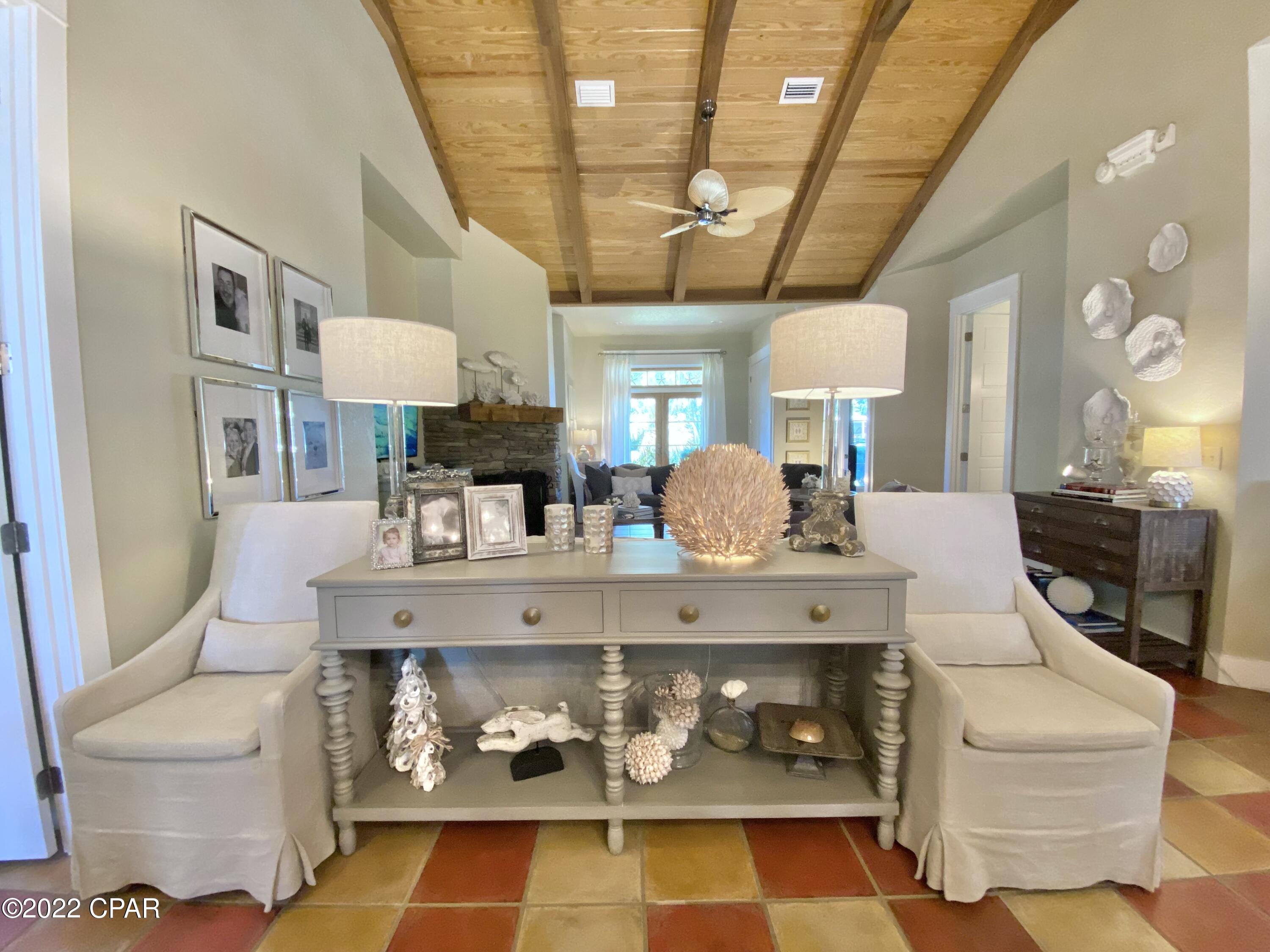 Santa Monica Beach - Residential