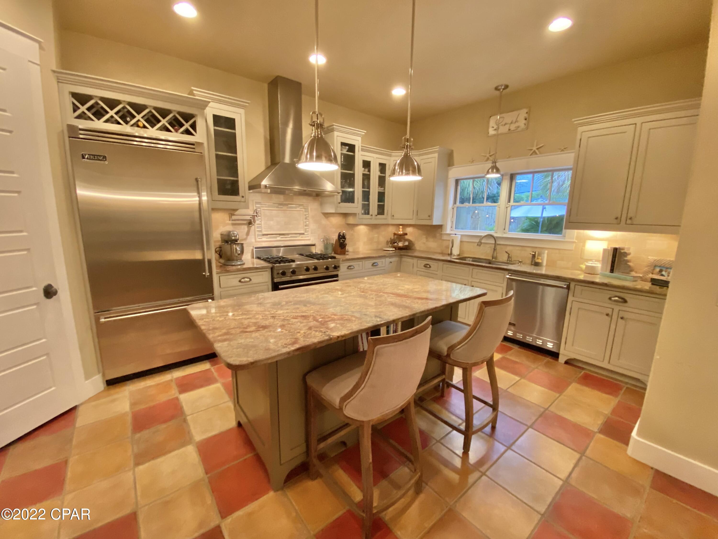 Santa Monica Beach - Residential