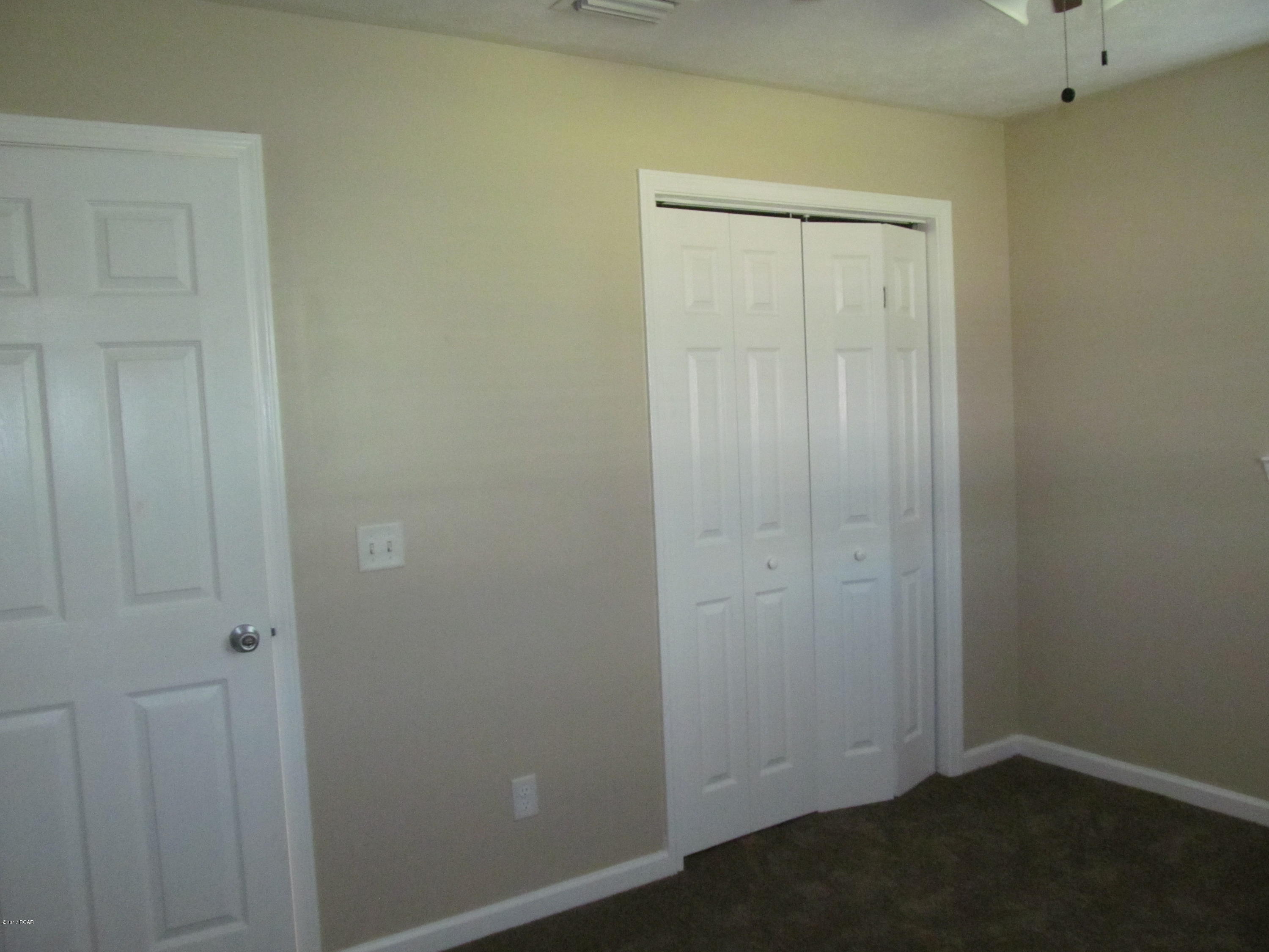 [No Recorded Subdiv] - Residential Lease