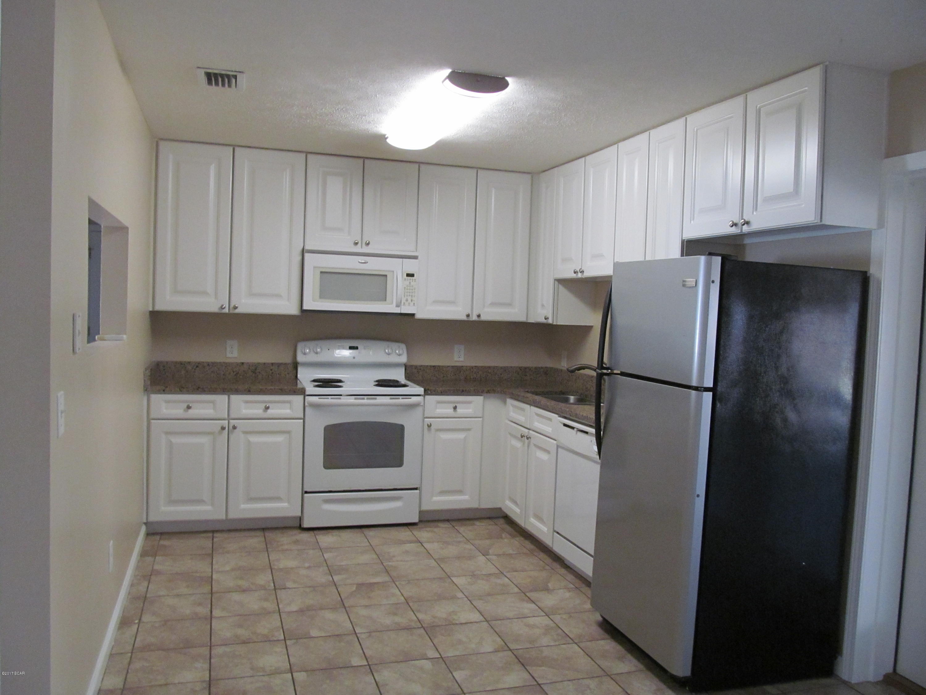 [No Recorded Subdiv] - Residential Lease