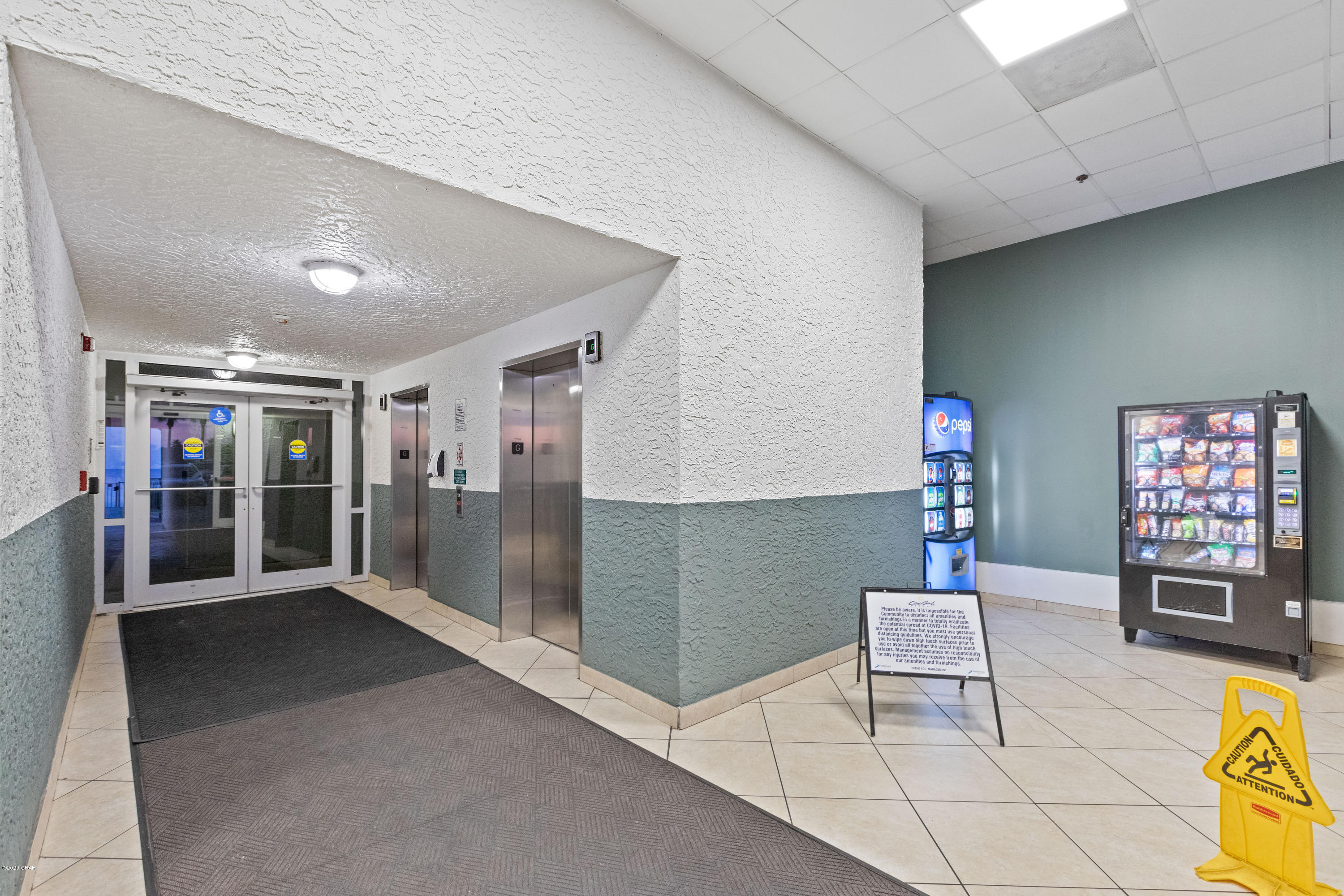 Long Beach Towers I - Residential