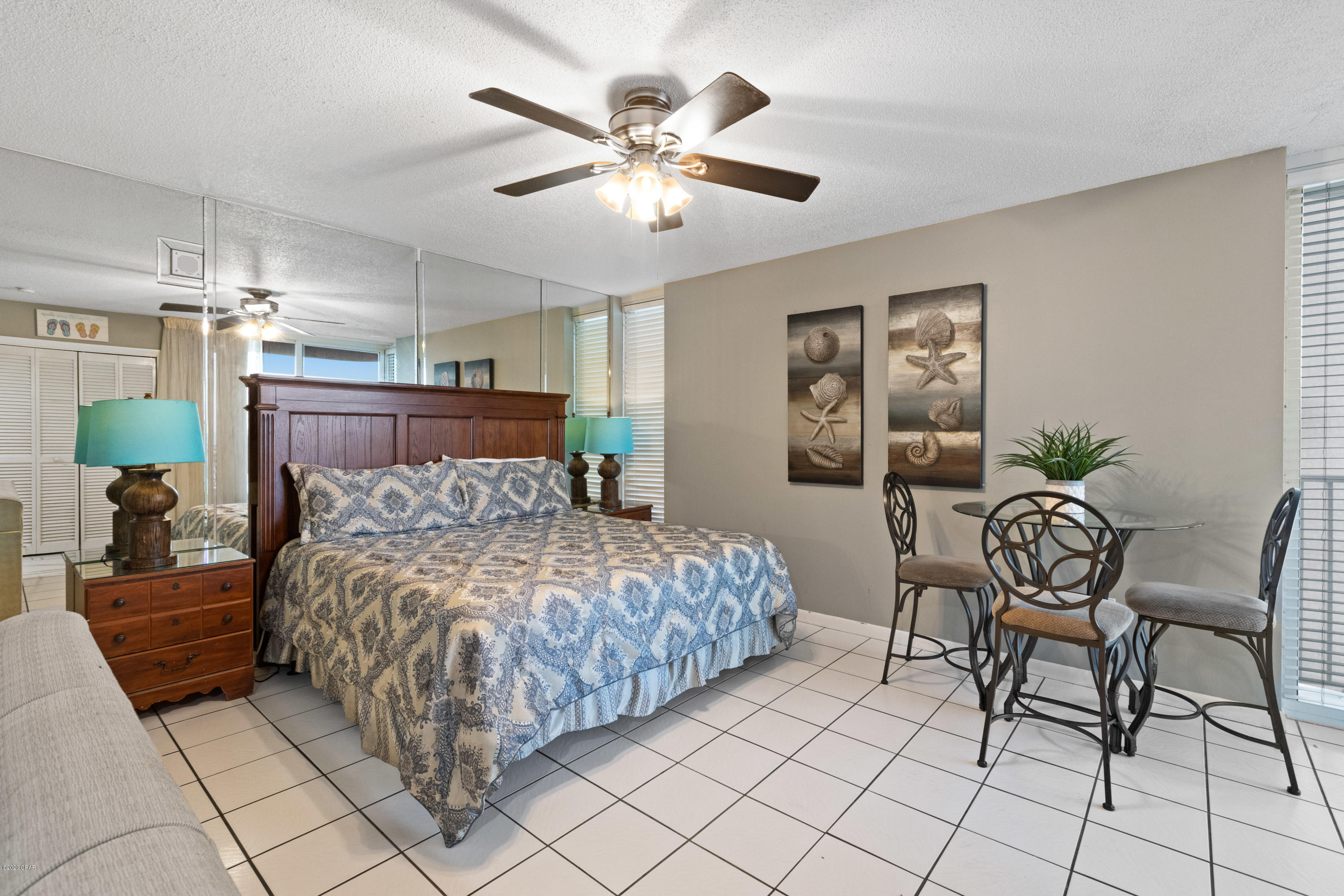 Long Beach Towers I - Residential