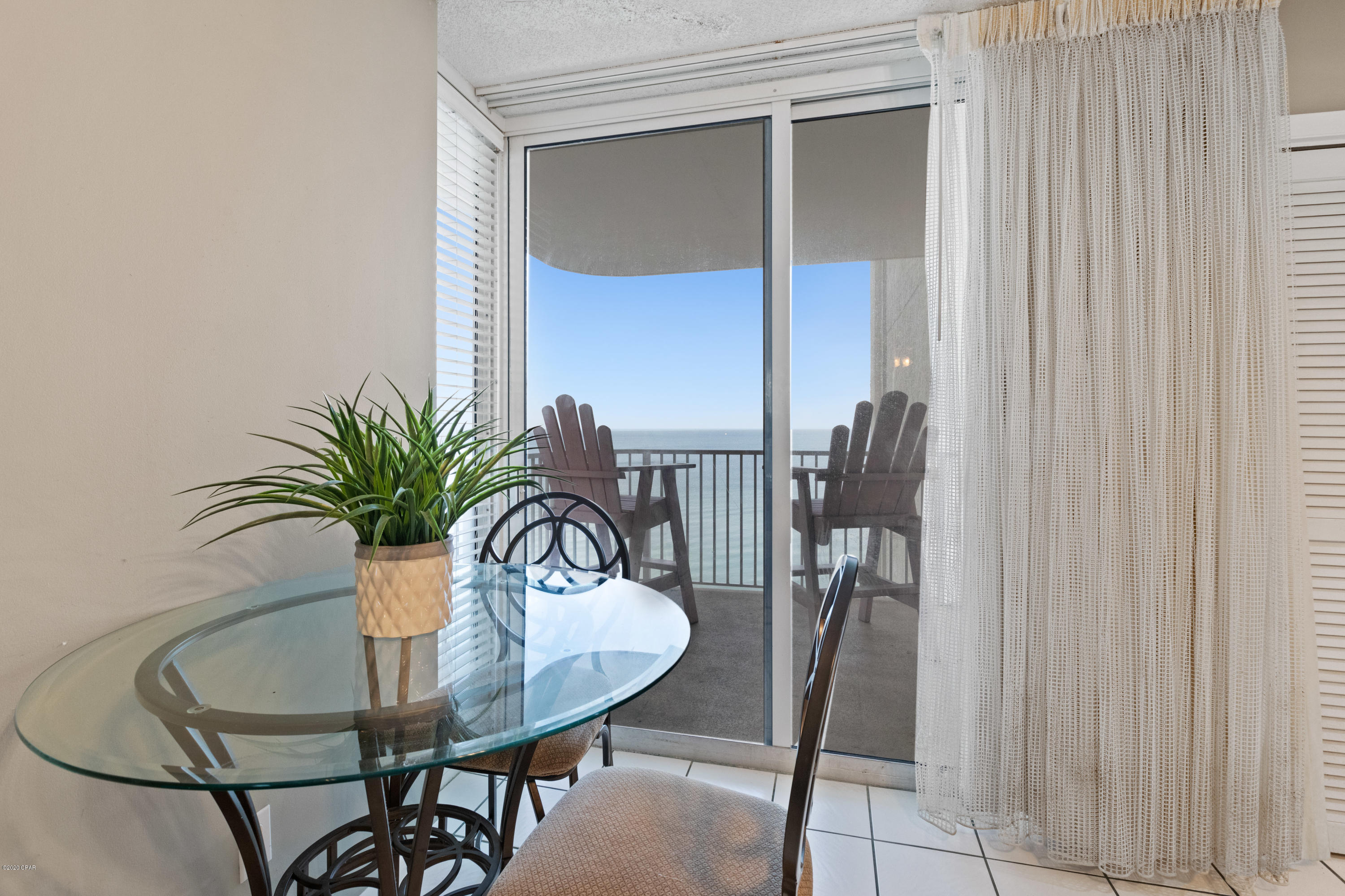 Long Beach Towers I - Residential