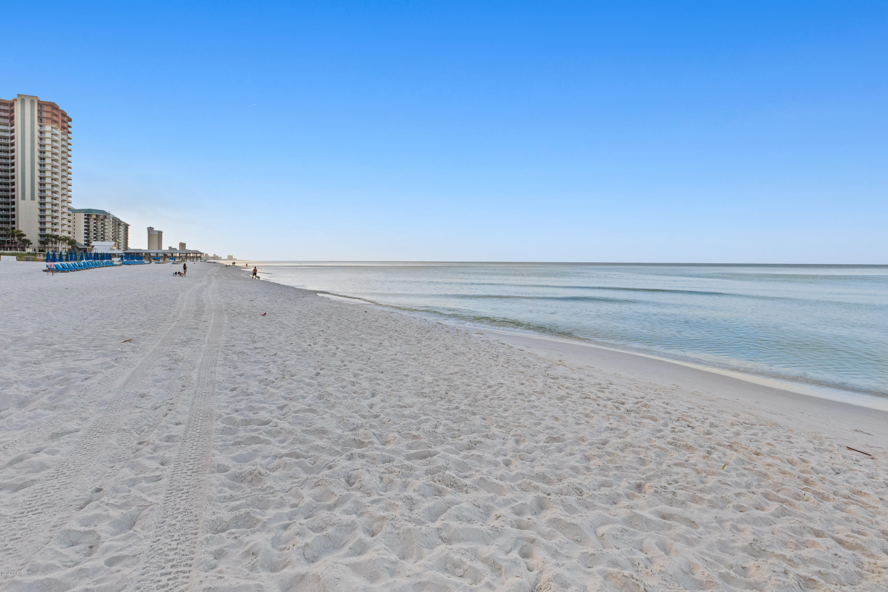 Long Beach Towers I - Residential