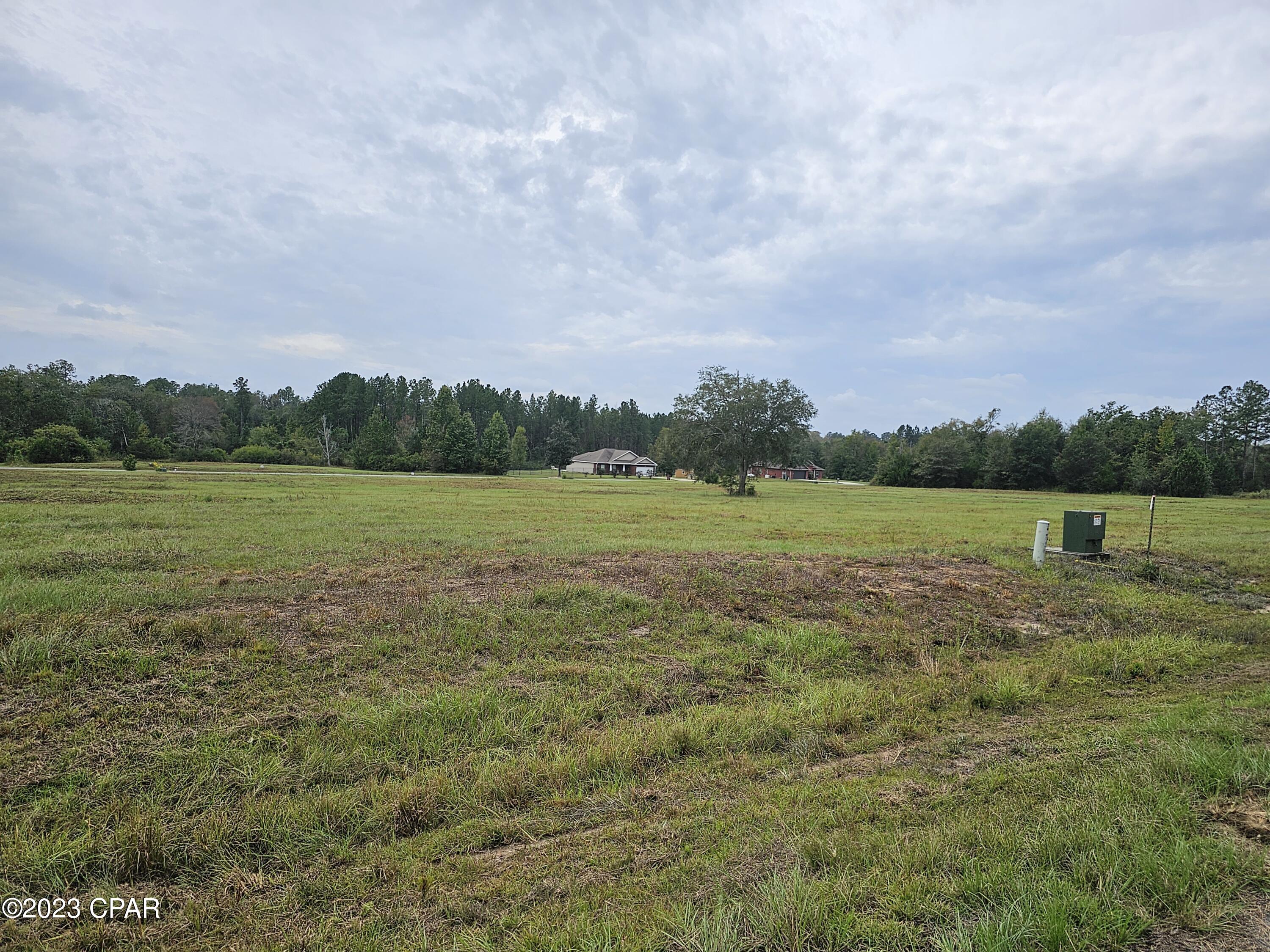 Kiersten Heights - Land