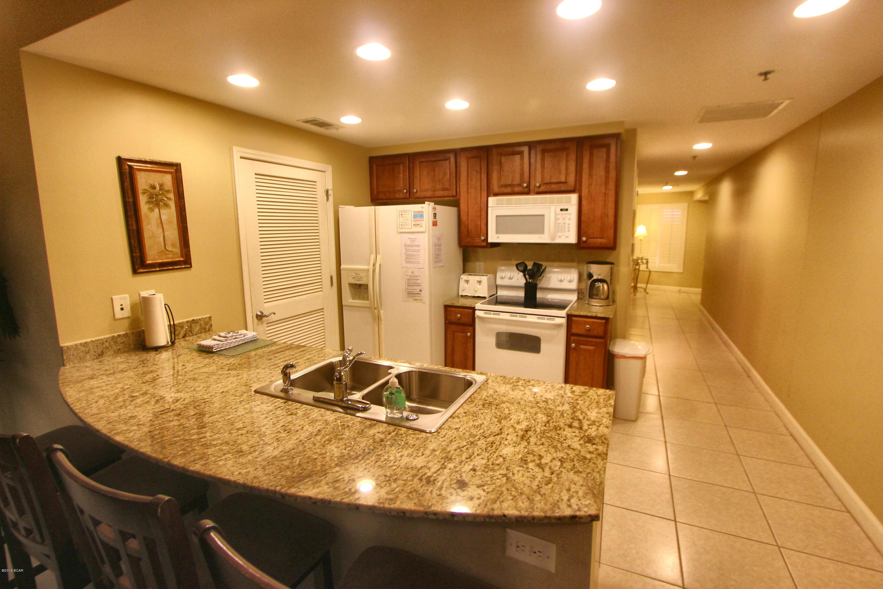 Splash Condo - Residential