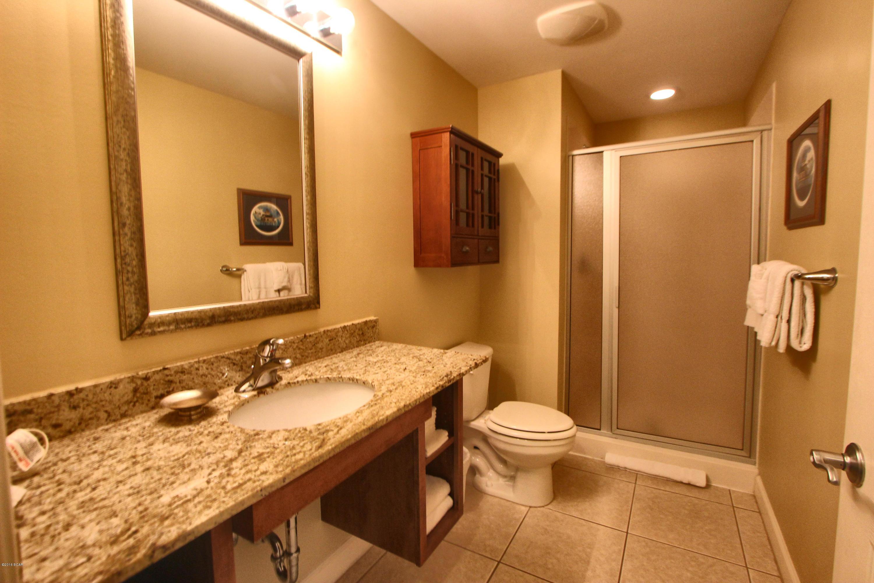 Splash Condo - Residential