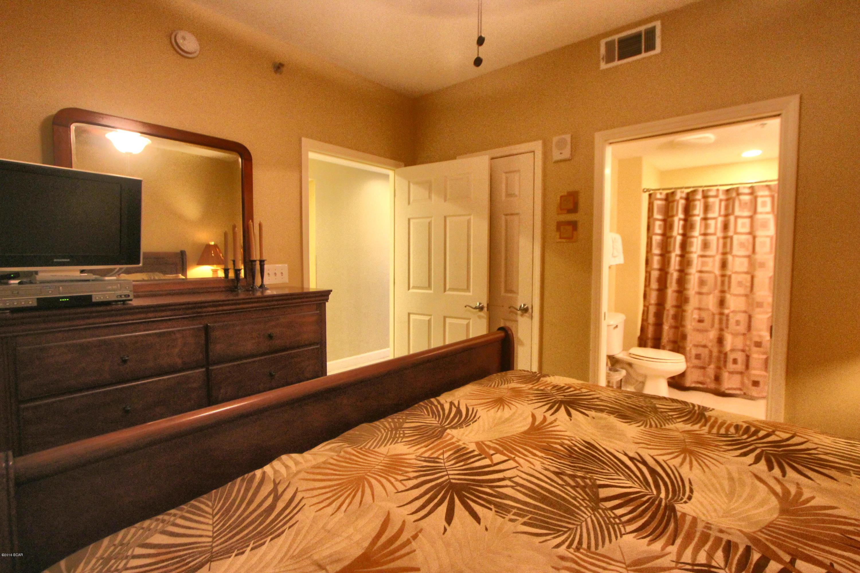 Splash Condo - Residential