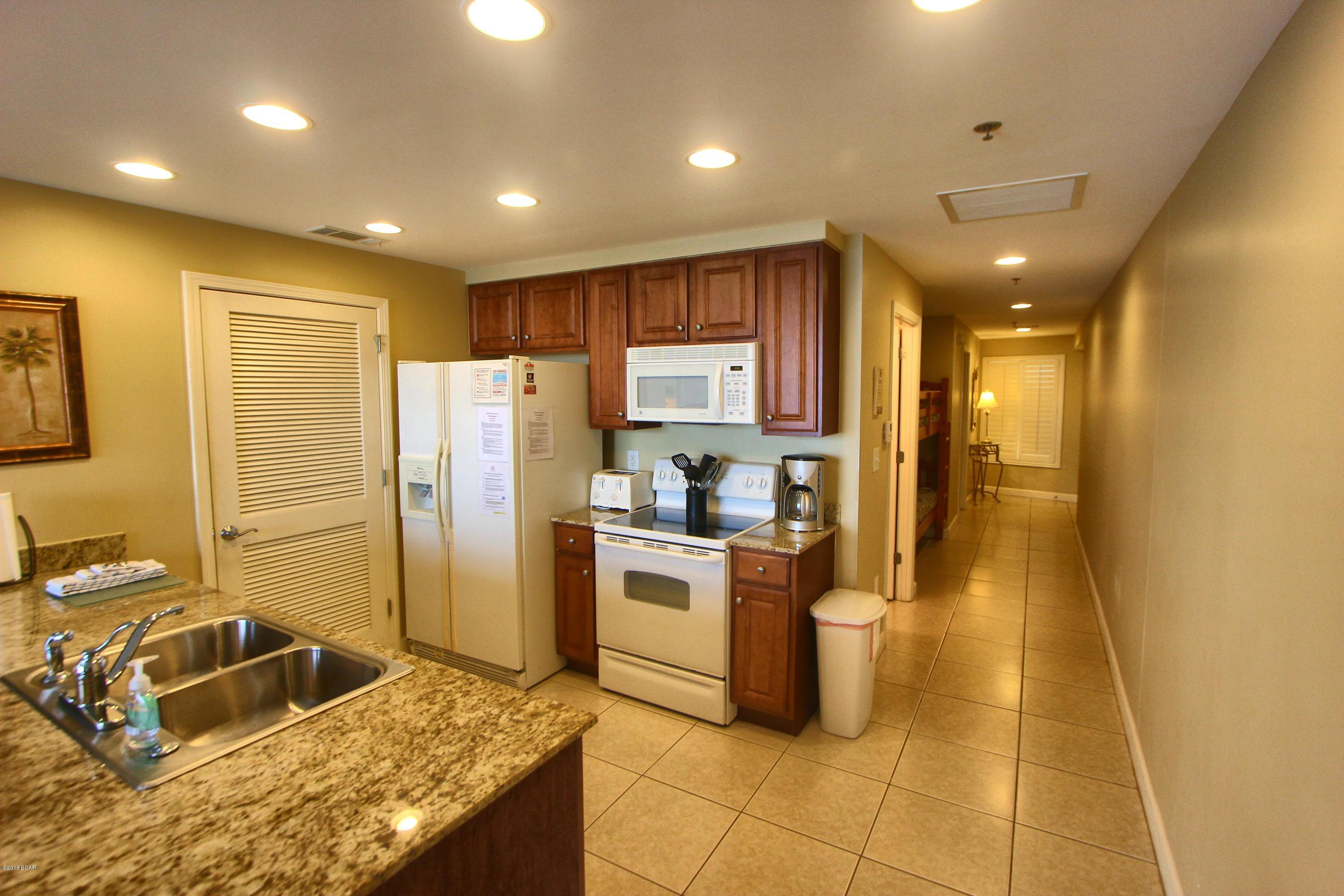 Splash Condo - Residential