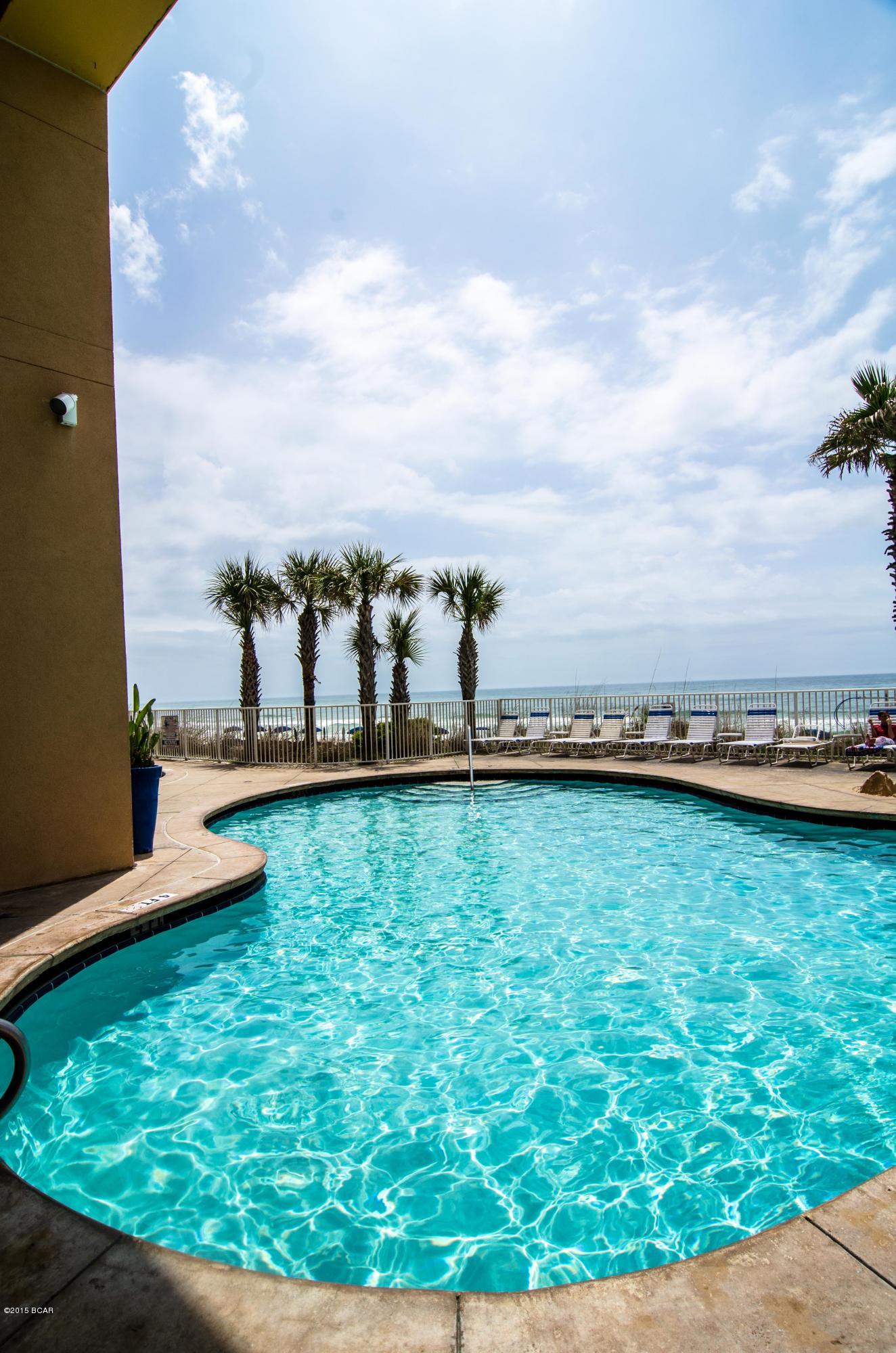 Splash Condo - Residential