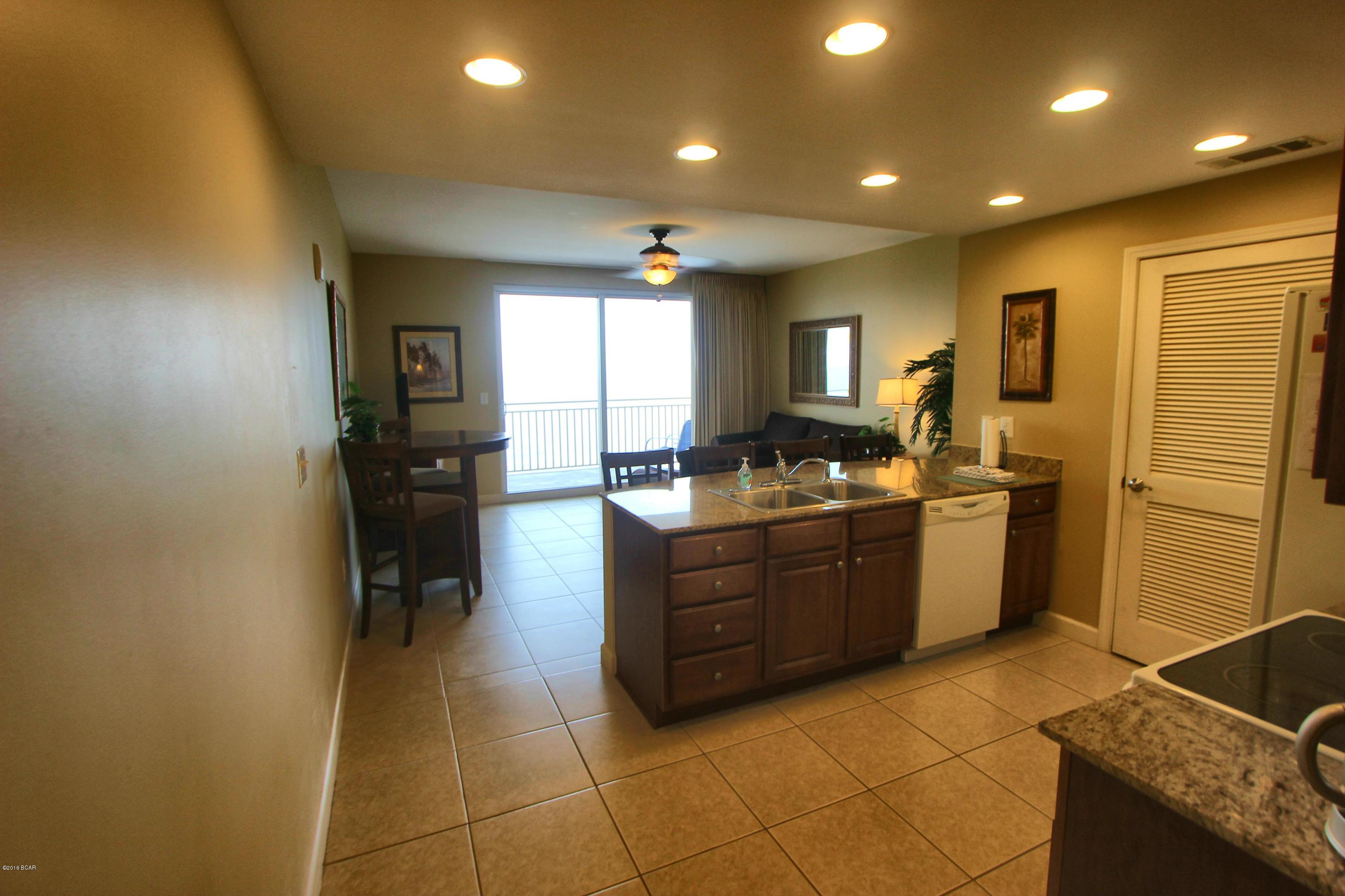 Splash Condo - Residential