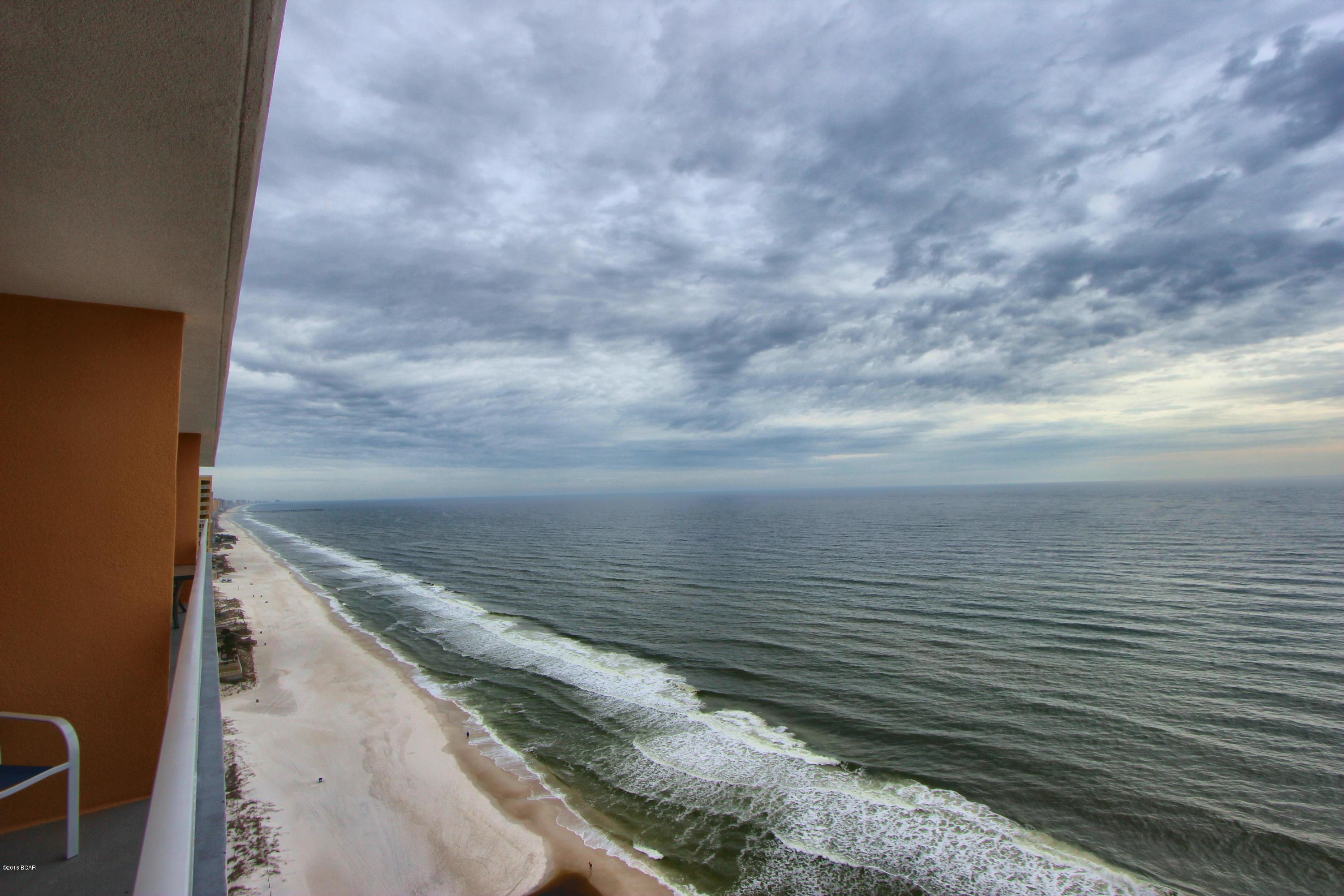 Splash Condo - Residential