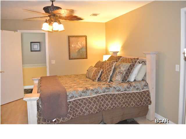 Baywood Shores Est Unit 3 - Residential