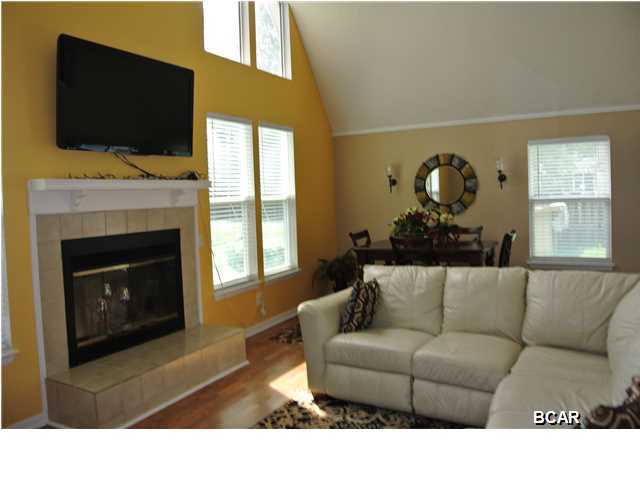 Baywood Shores Est Unit 3 - Residential