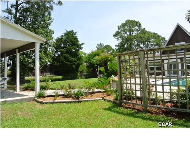 Baywood Shores Est Unit 3 - Residential