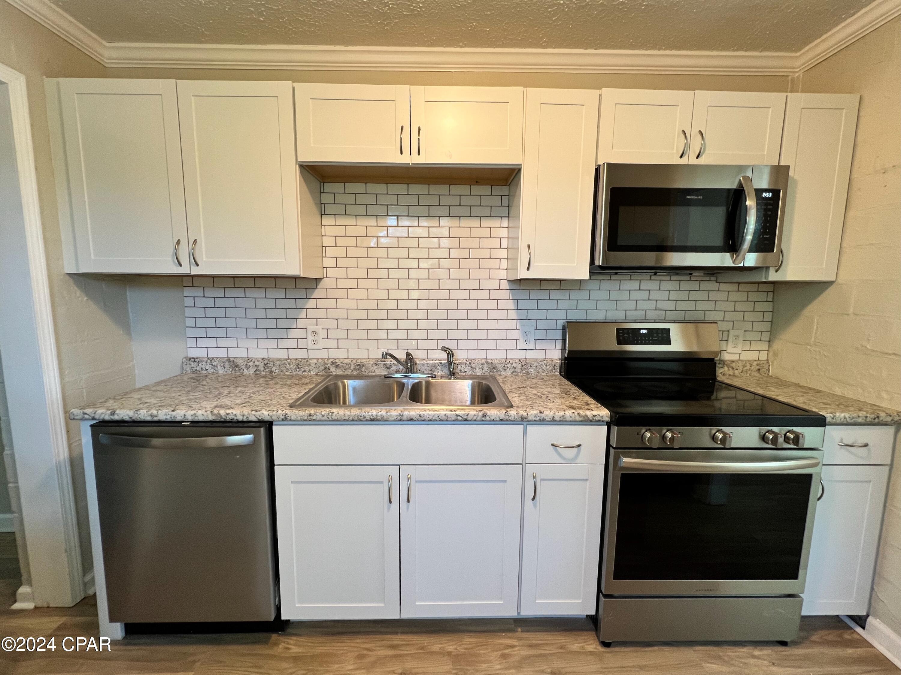 Lincoln Park 1st Addition - Residential