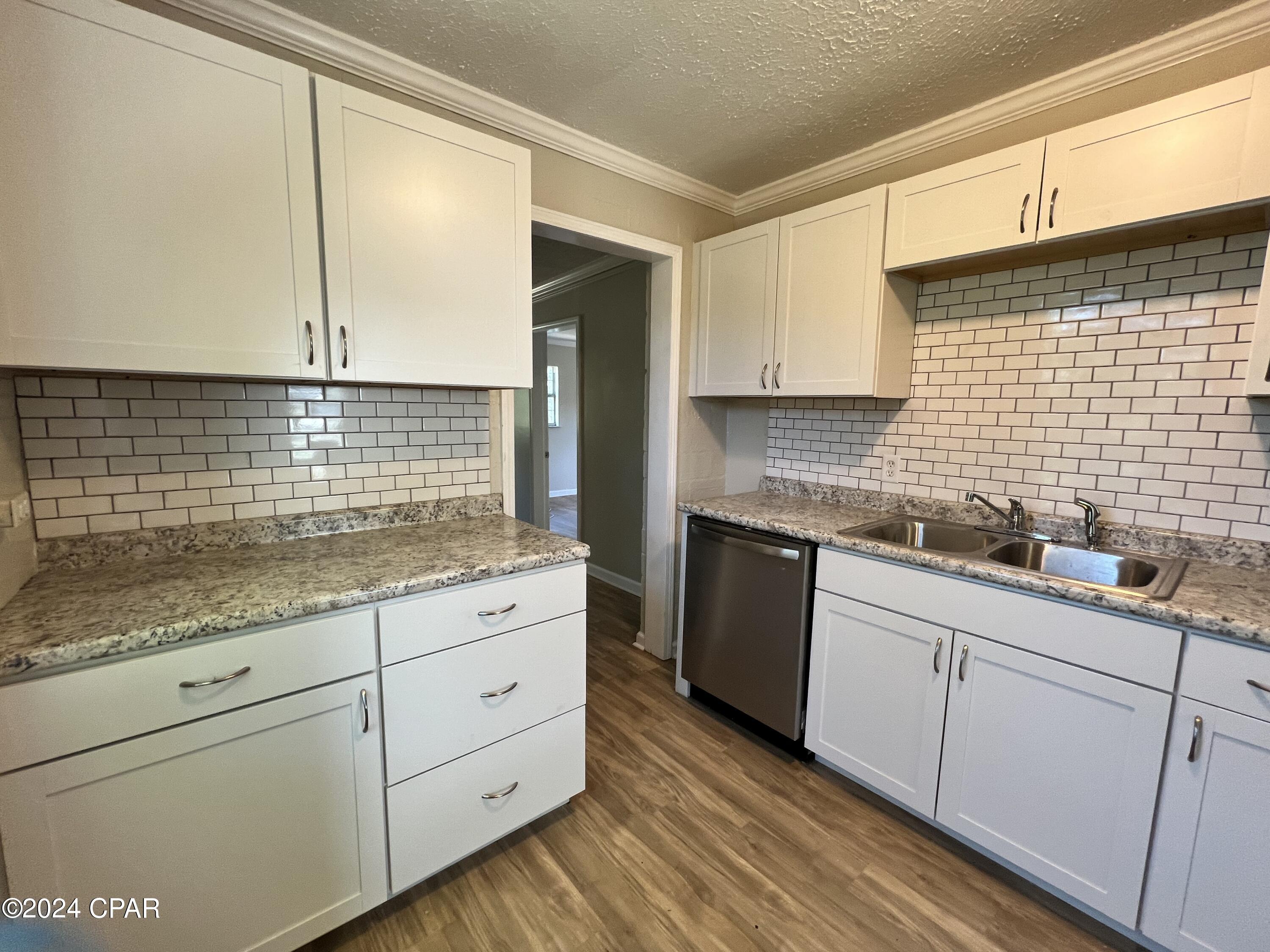 Lincoln Park 1st Addition - Residential