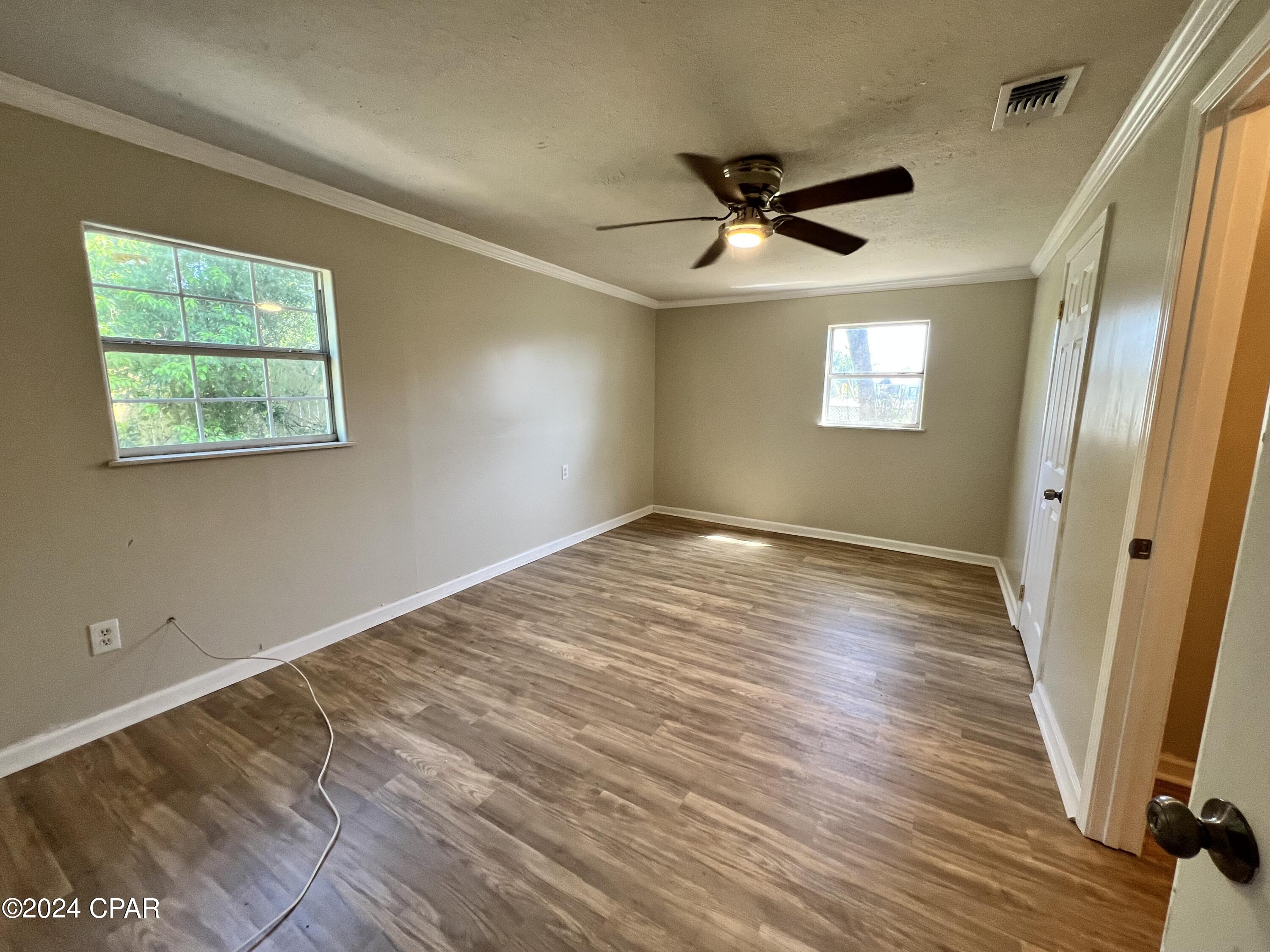 Lincoln Park 1st Addition - Residential