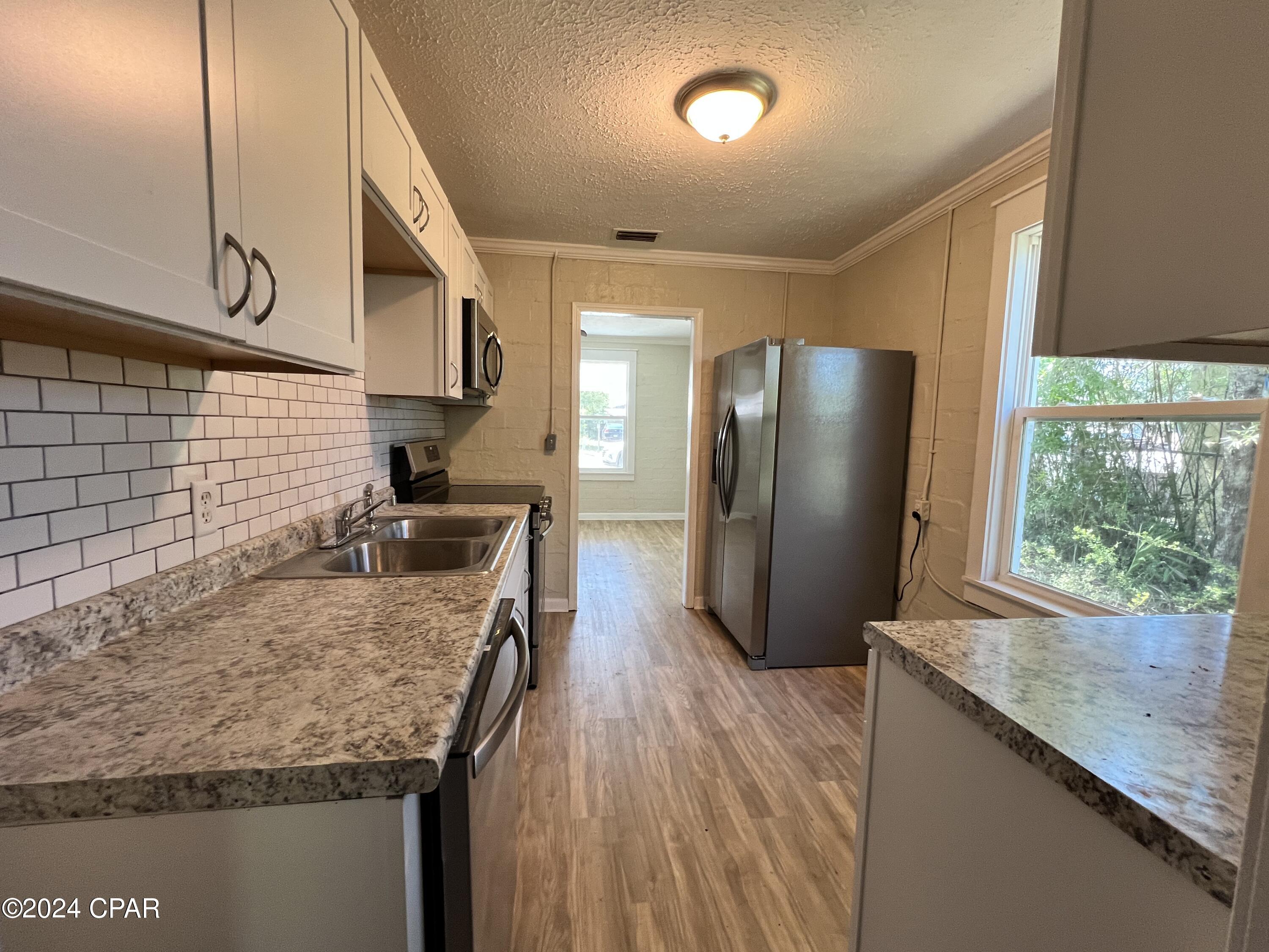 Lincoln Park 1st Addition - Residential