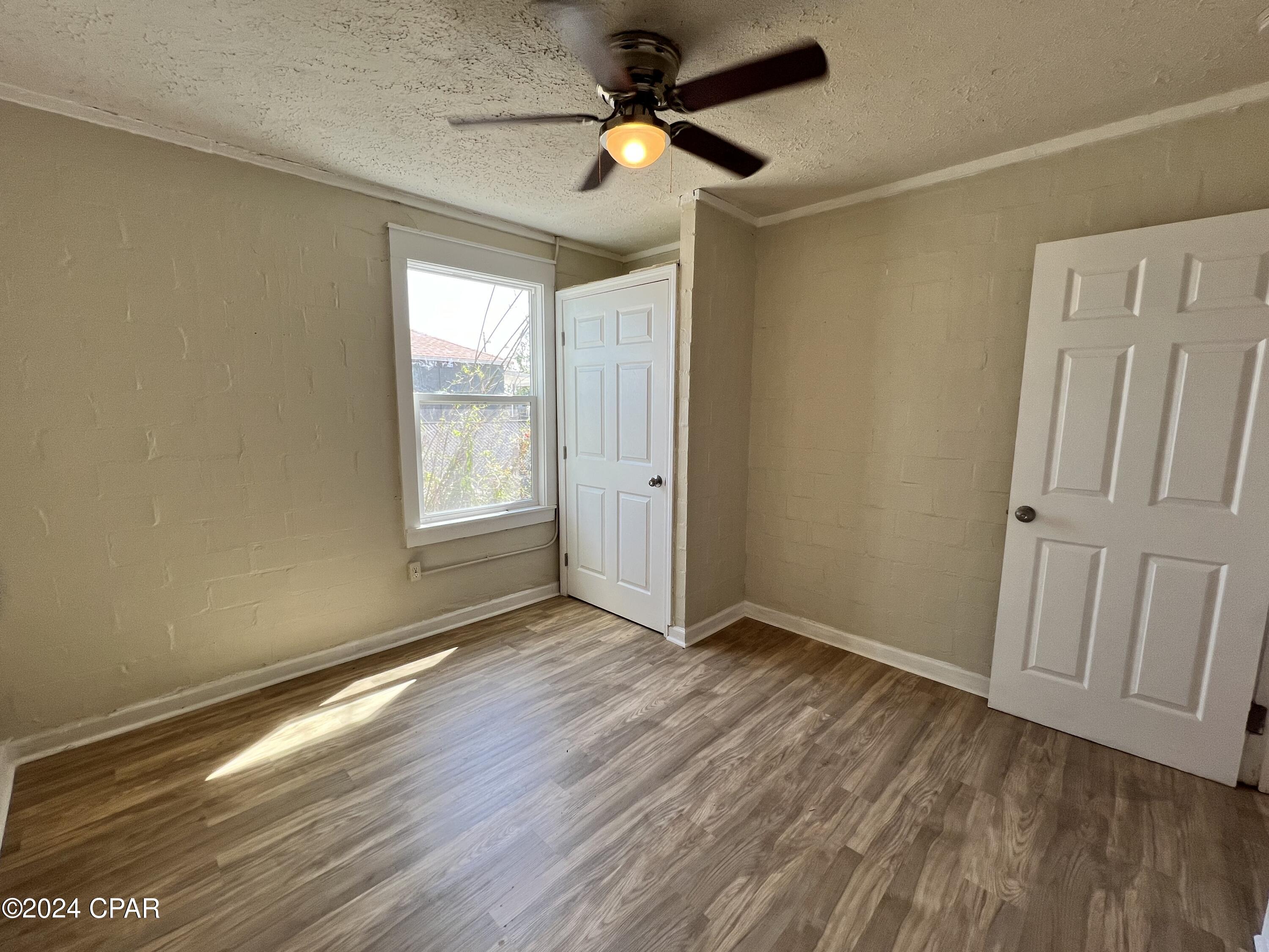 Lincoln Park 1st Addition - Residential