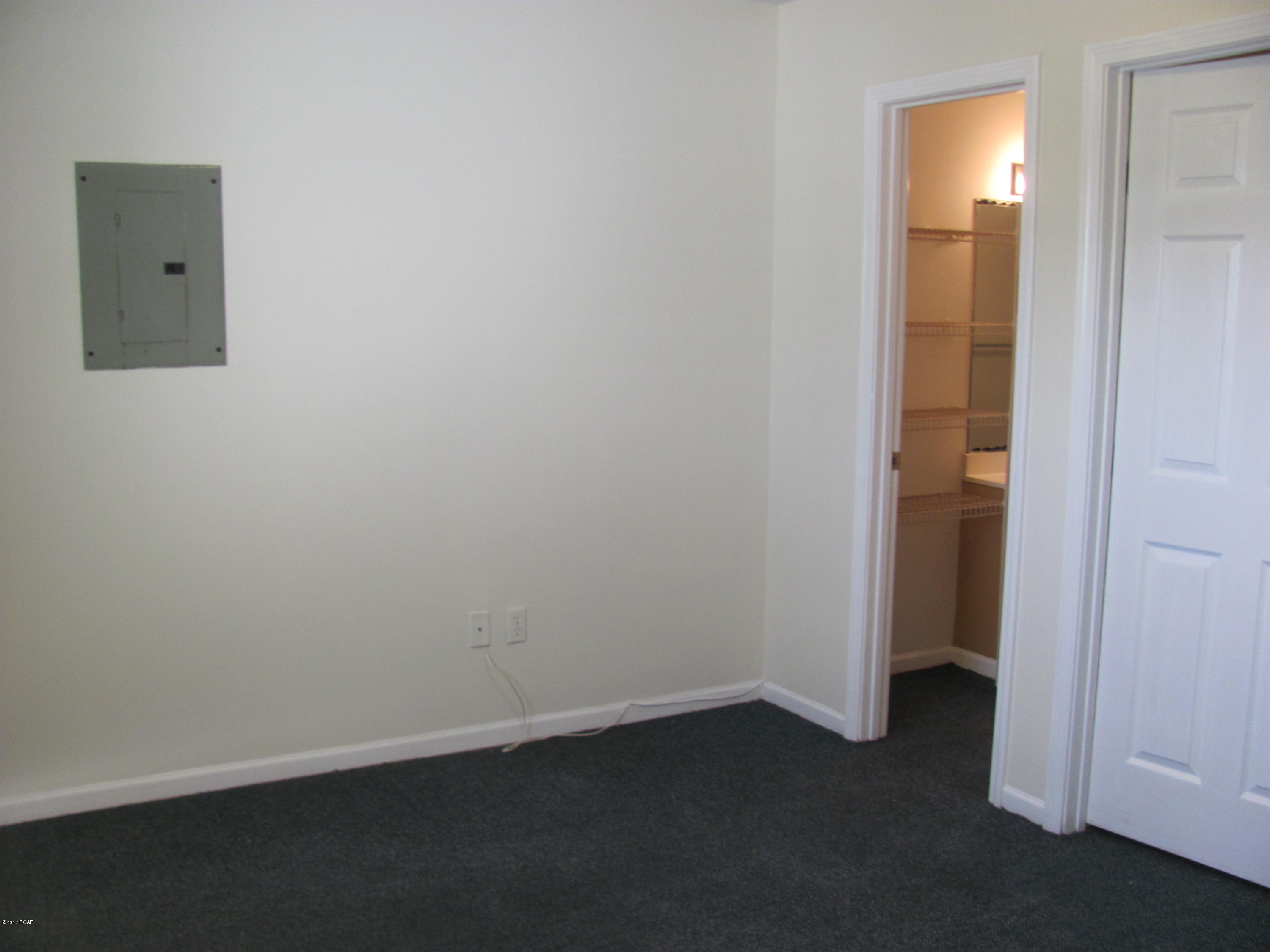 Bahama Beach - Residential Lease