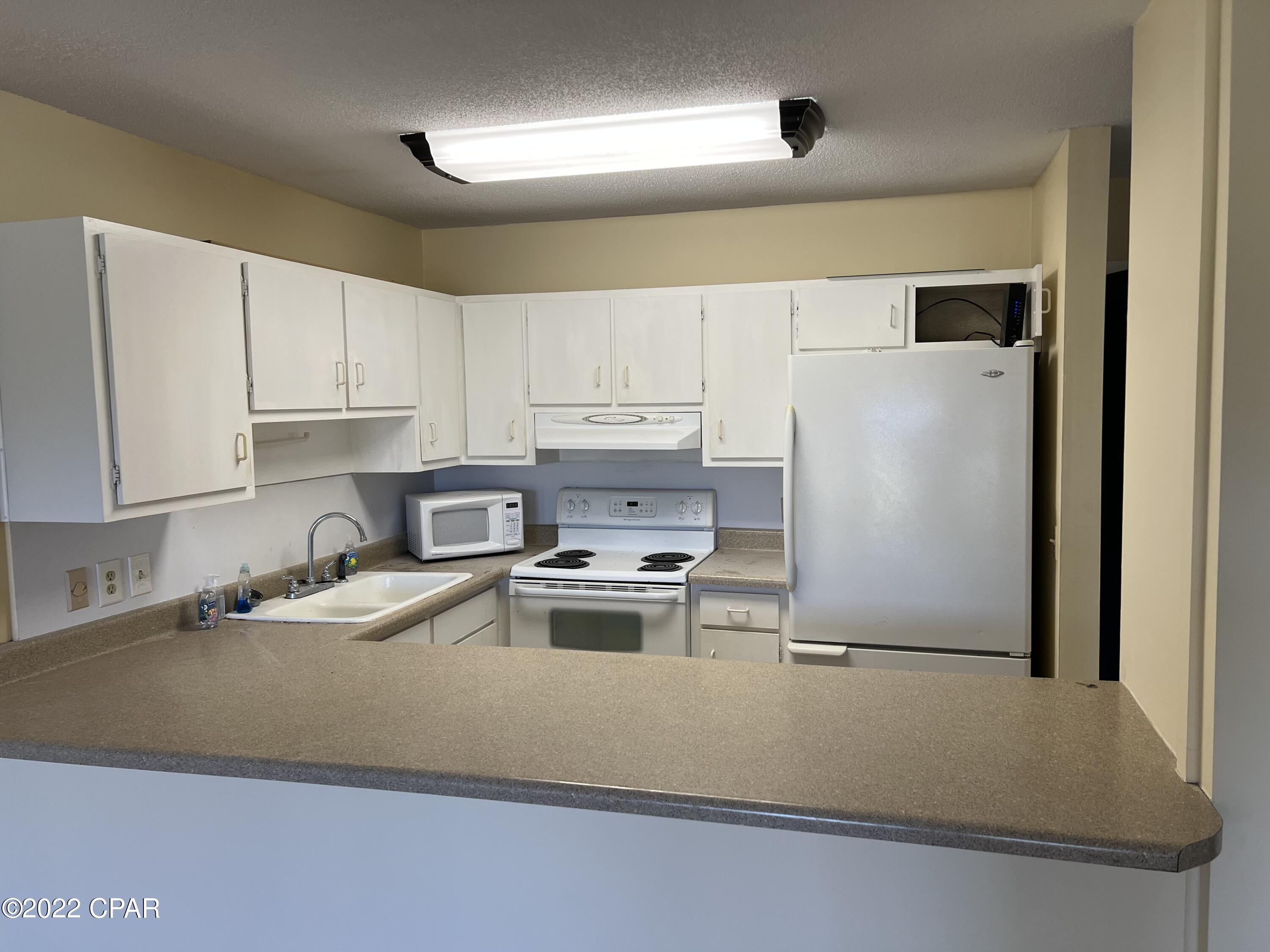 Bay Point Harbour Villas - Residential